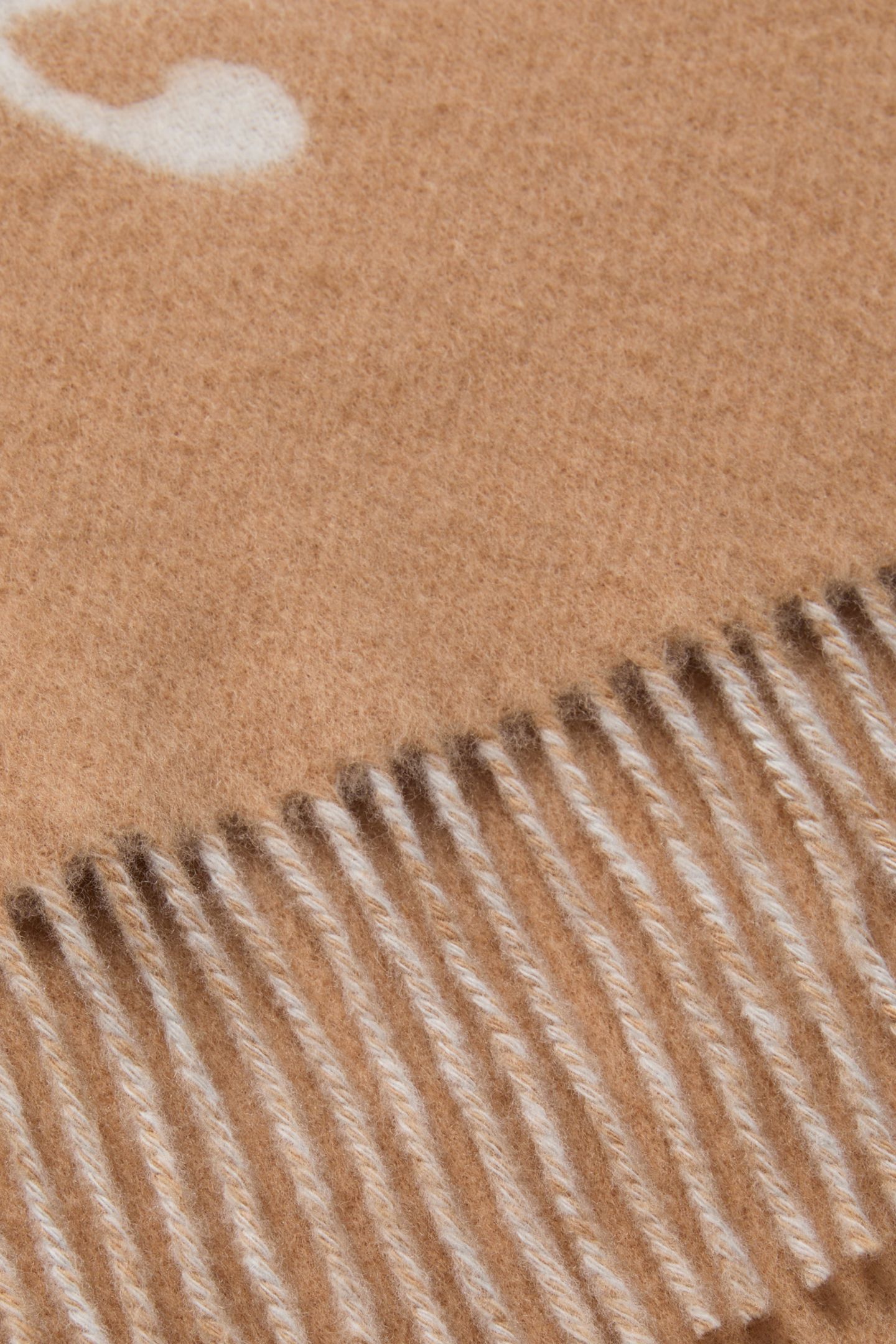 SCRIPTED LOGO BRUSHED SCARF LILY WHITE/TAN 3