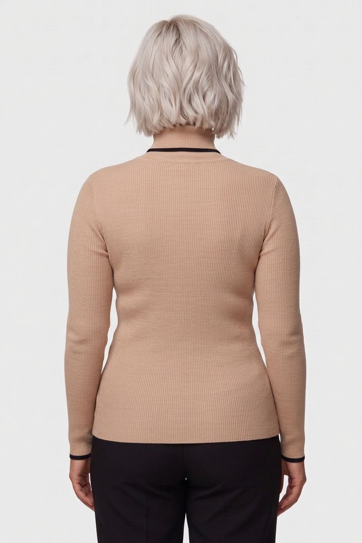 KNITWEAR BEIGE 2