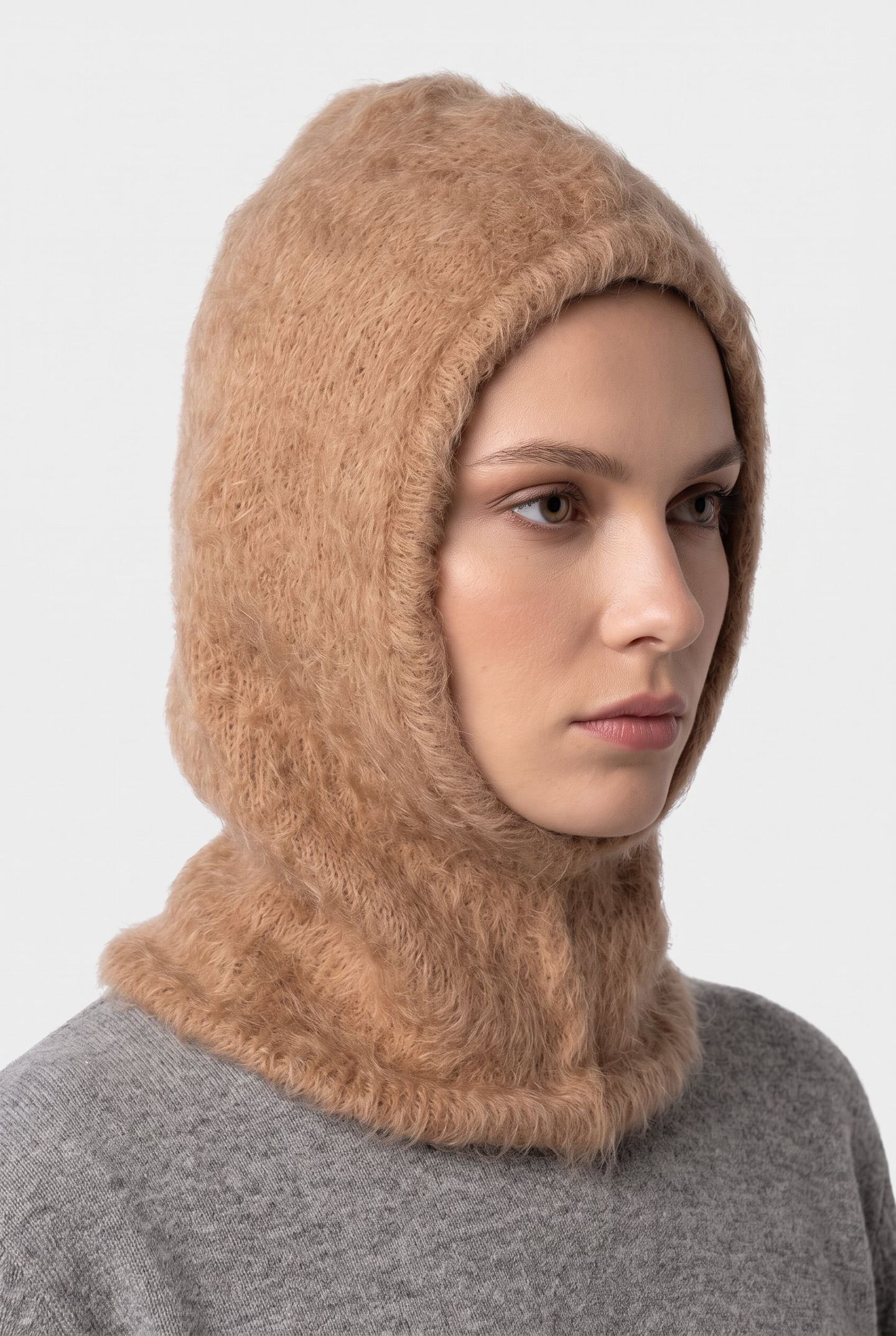 ANI HAIRY HOOD BEIGE 2