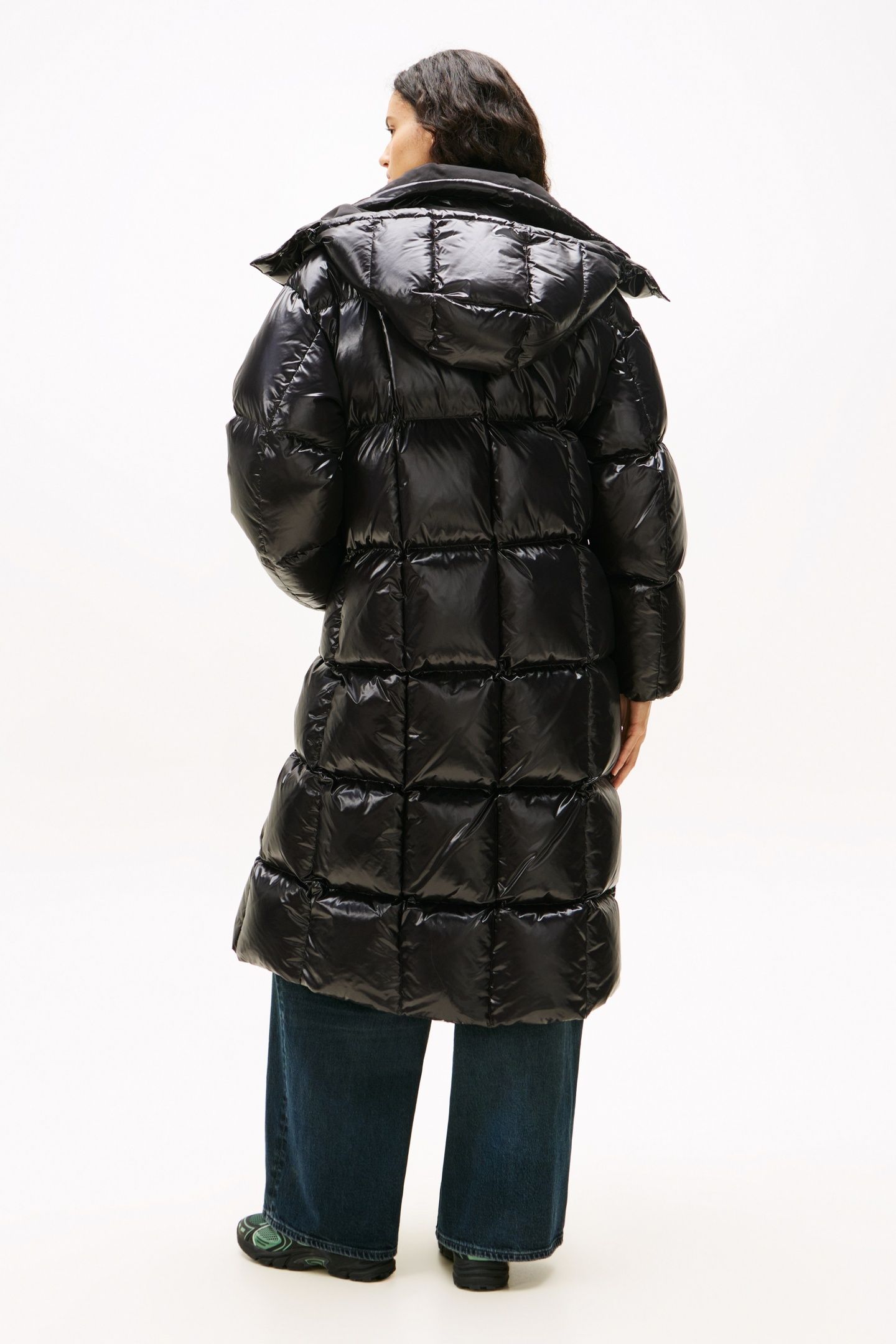 TJW ALASKA GRID SHNY COAT BLACK 2