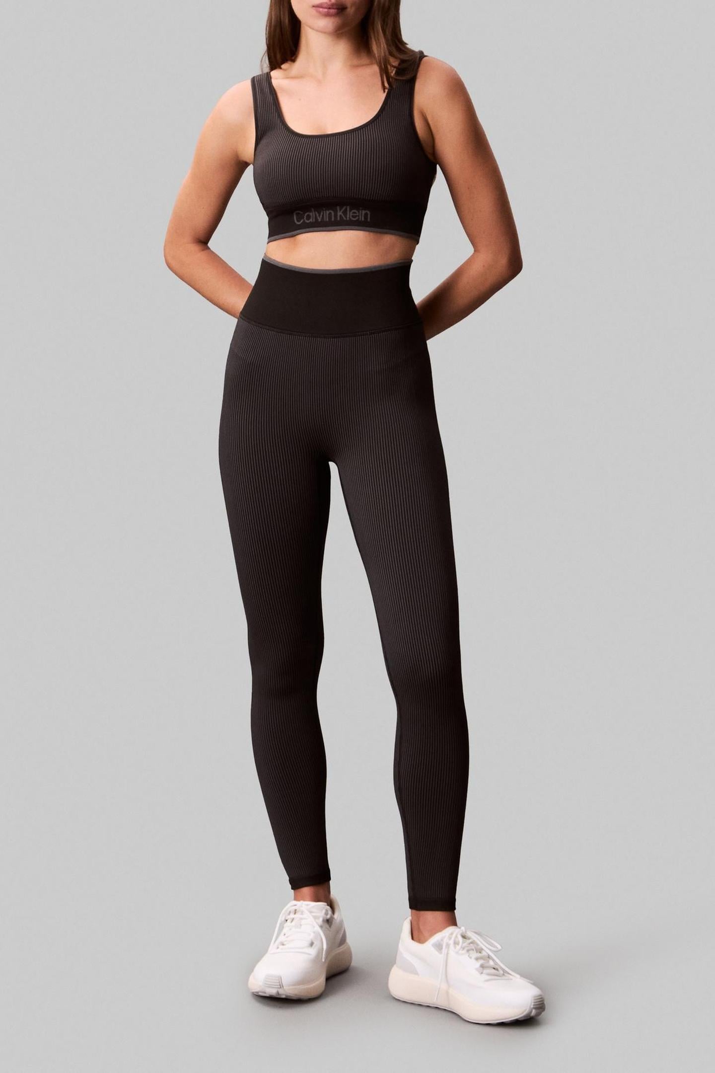 SEAMLESS SPORTS BRA BLACK 3