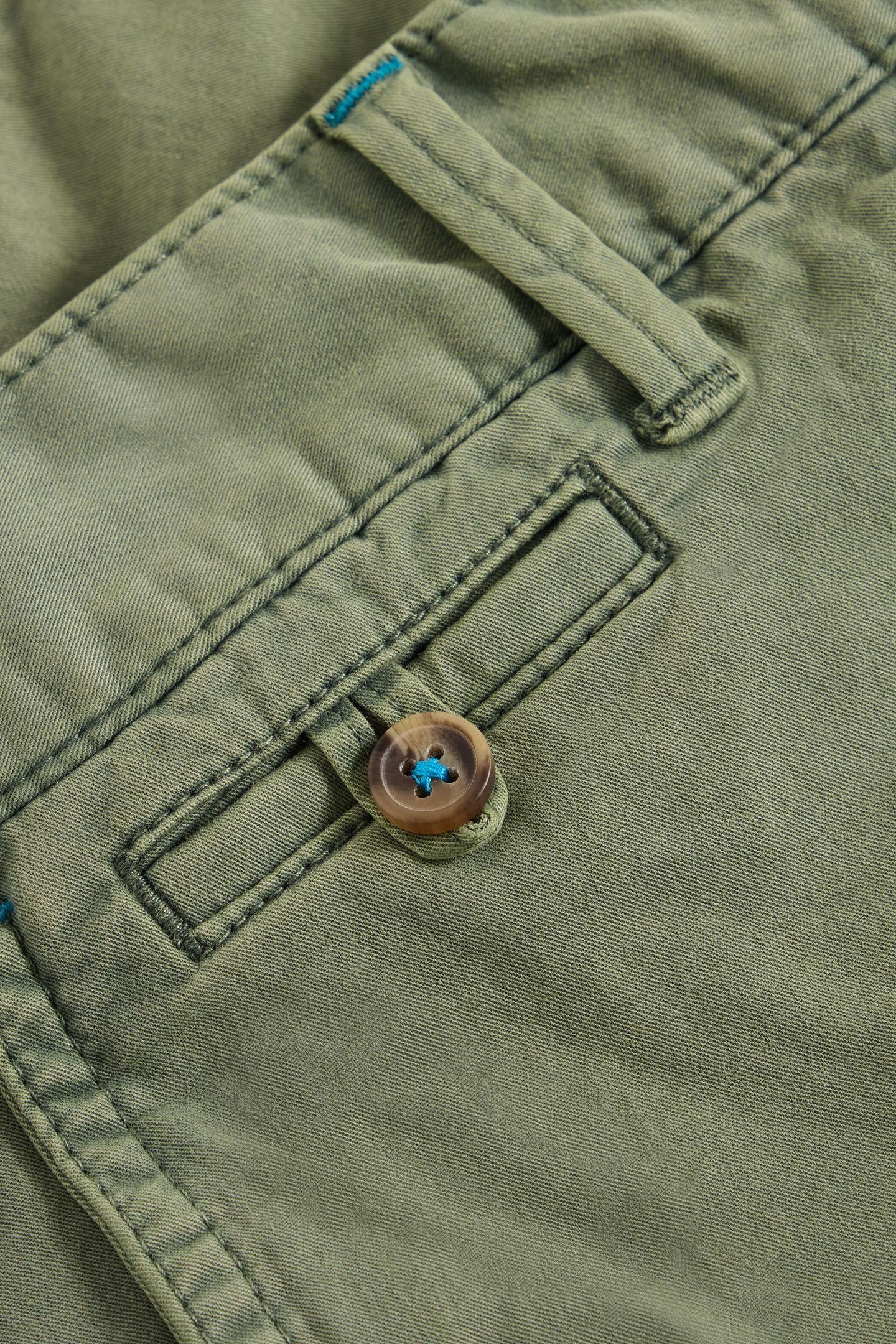 HAYLEY ORGANIC CHINO SHORT MID GREEN 6