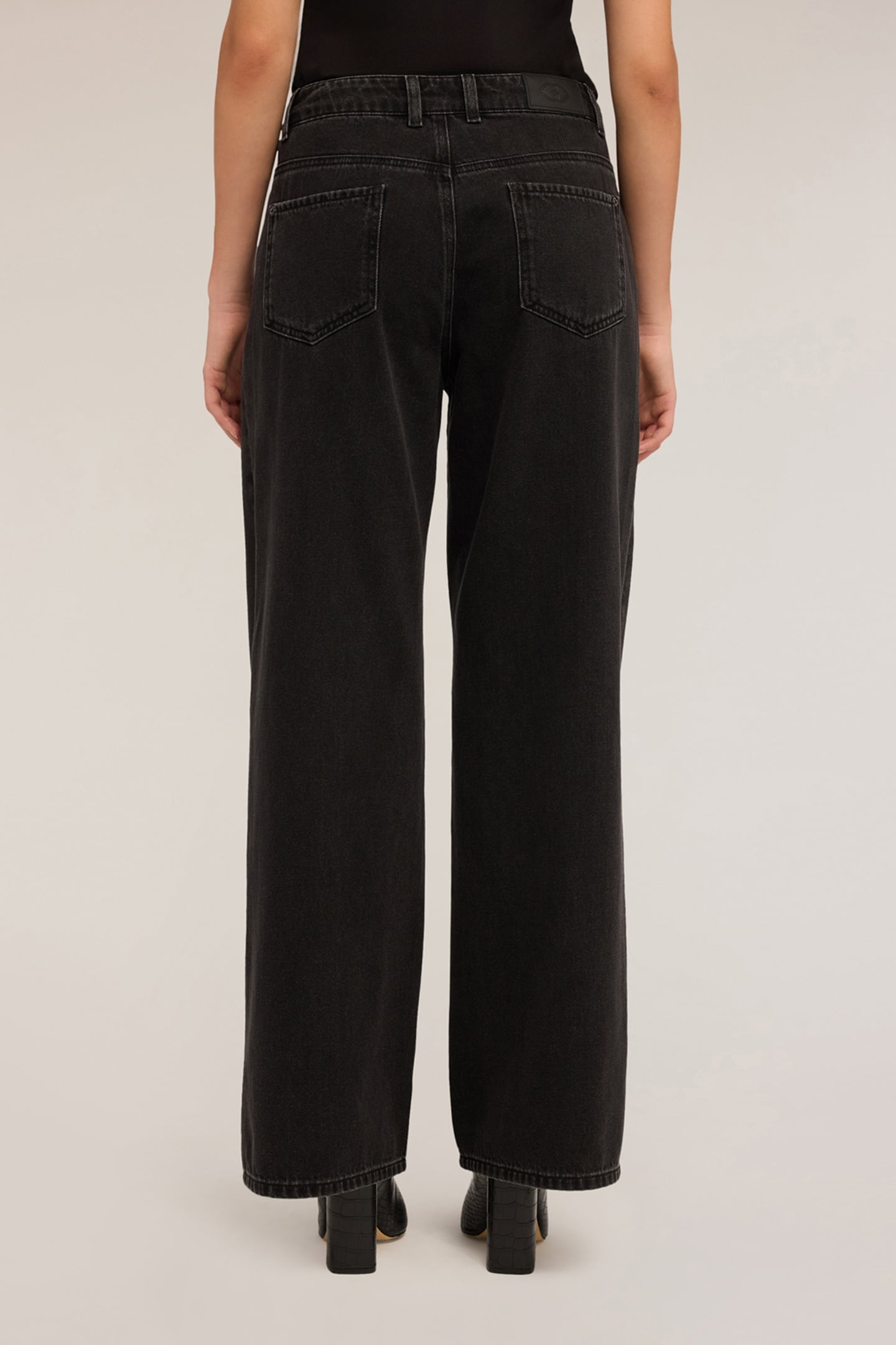 BLACK WIDE LEG SLOUCHY JEANS BLACK 3