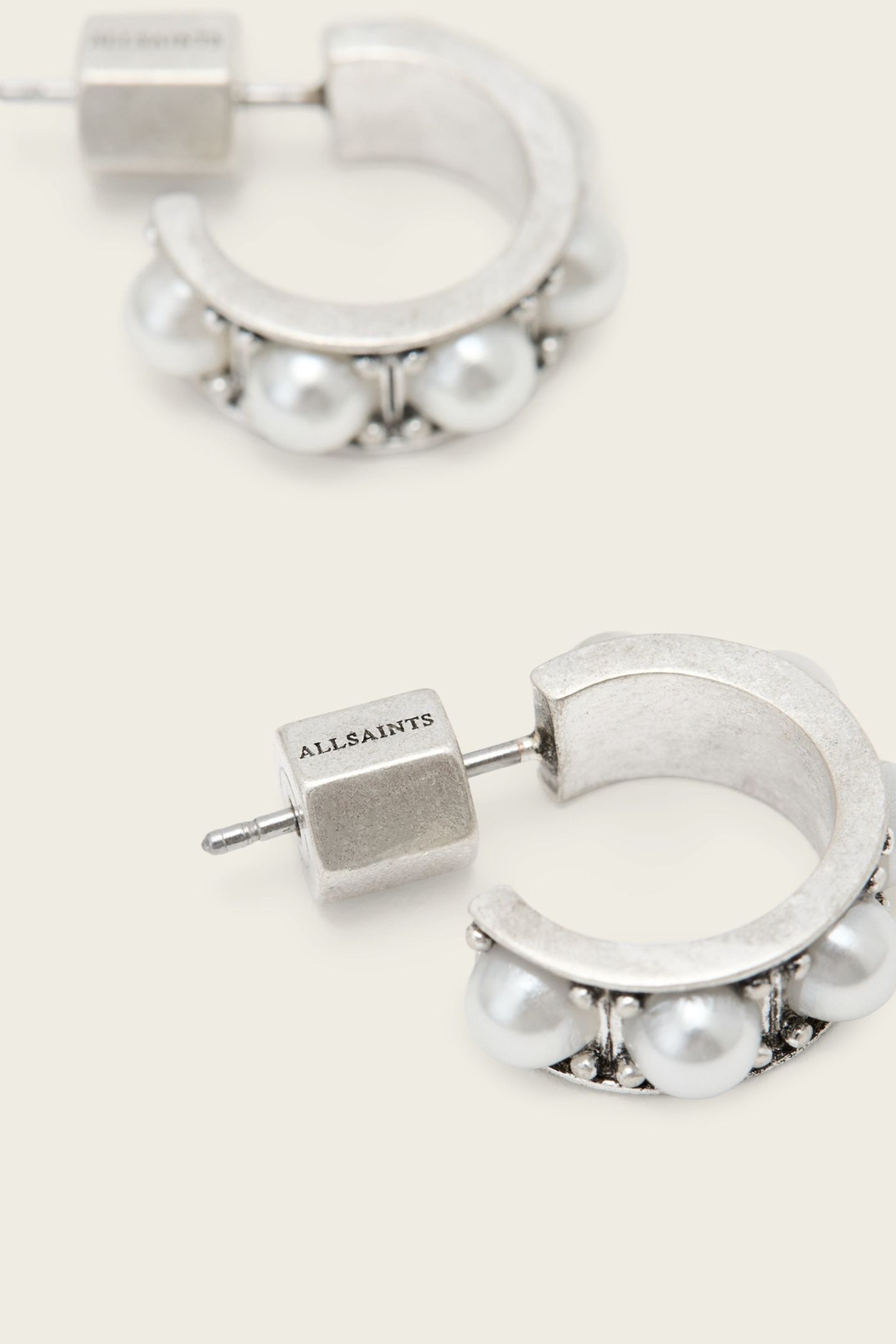 NELLIE SML HOOP WARM SILVER 4