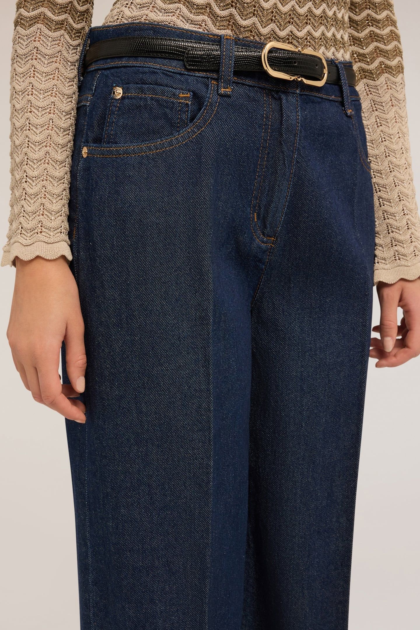 WIDE LEG SLOUCHY JEANS IN MIXED TENCEL™ FABRIC, KATE MODEL B 5