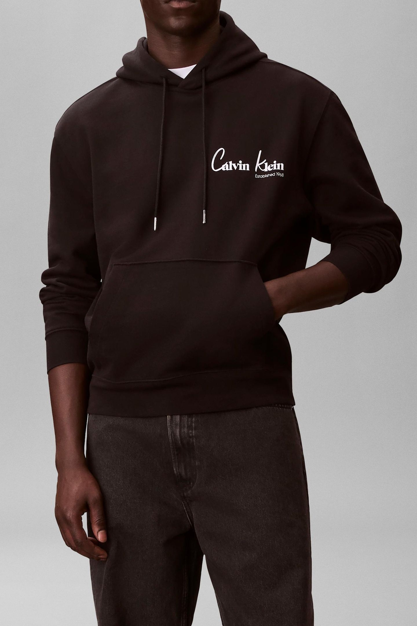 350TERRY GRAPHIC BLACK 1