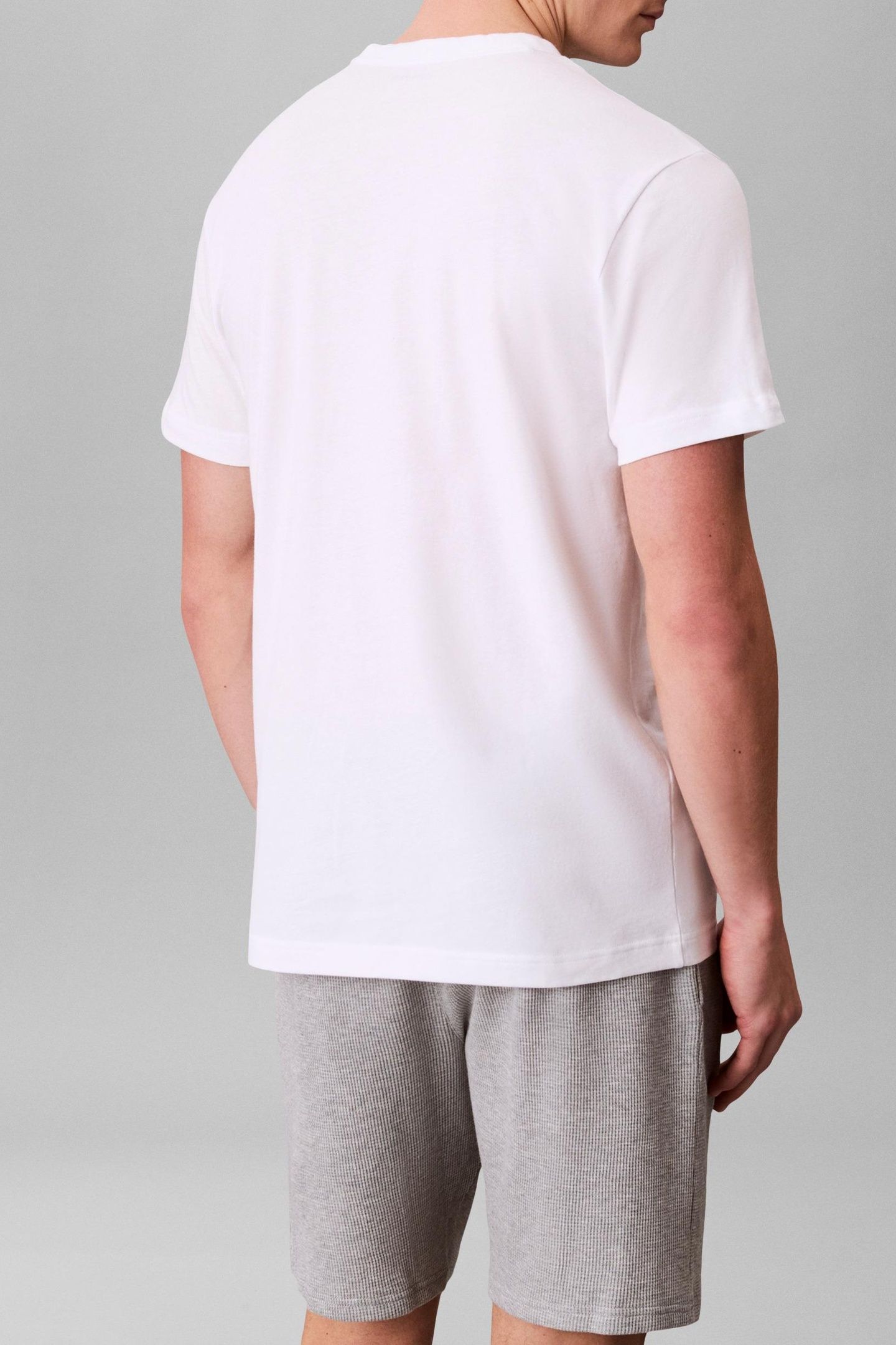 S/S CREW NECK CLASSIC WHITE W/BLUE DESCENT LOGO 2