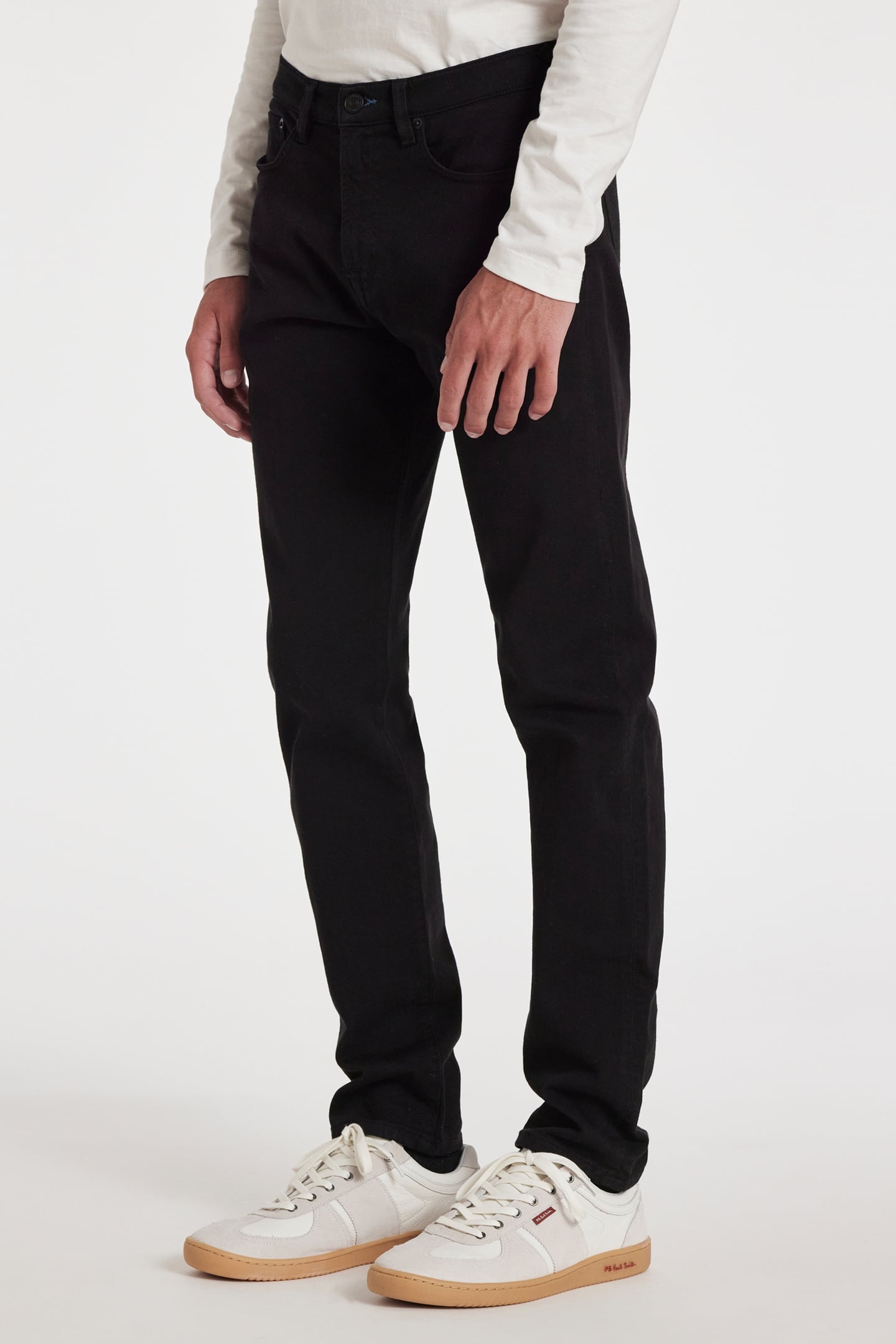 MENS TAPERED FIT JEAN BLACK 2