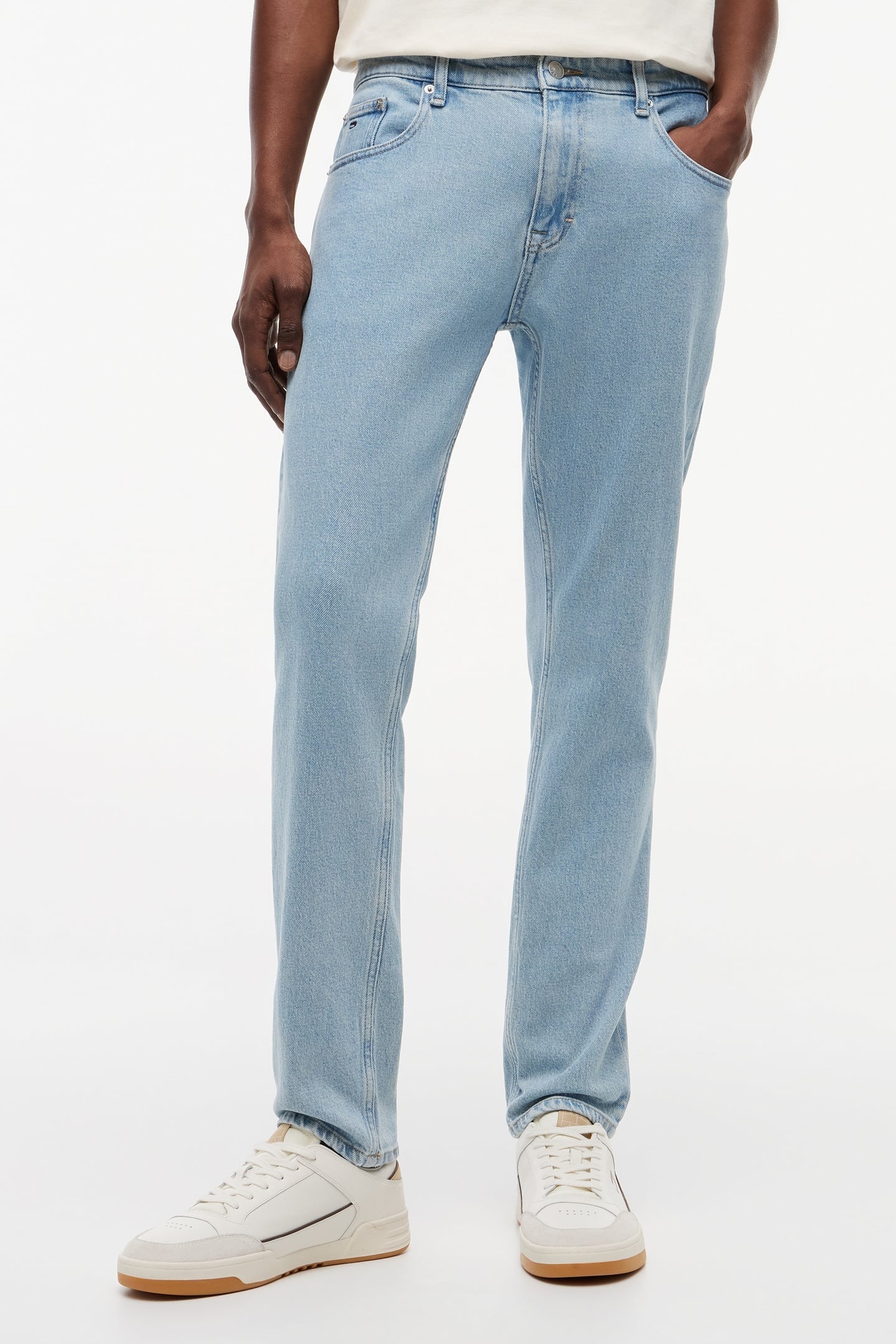 AUSTIN SLIM TAPERED DENIM LIGHT 1