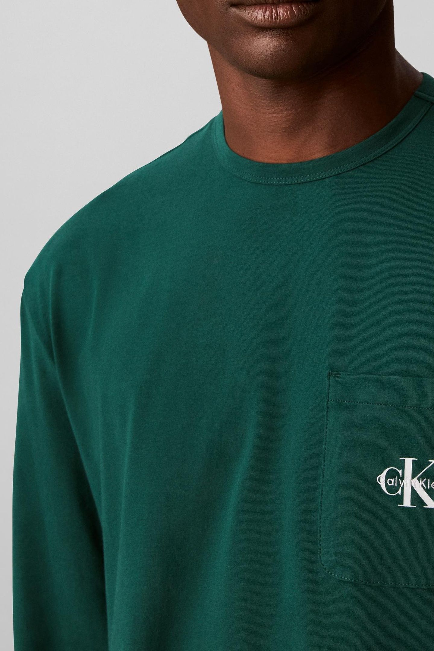 MONOGRAM L/S CREW NECK KINGS EMERALD GREEN 6