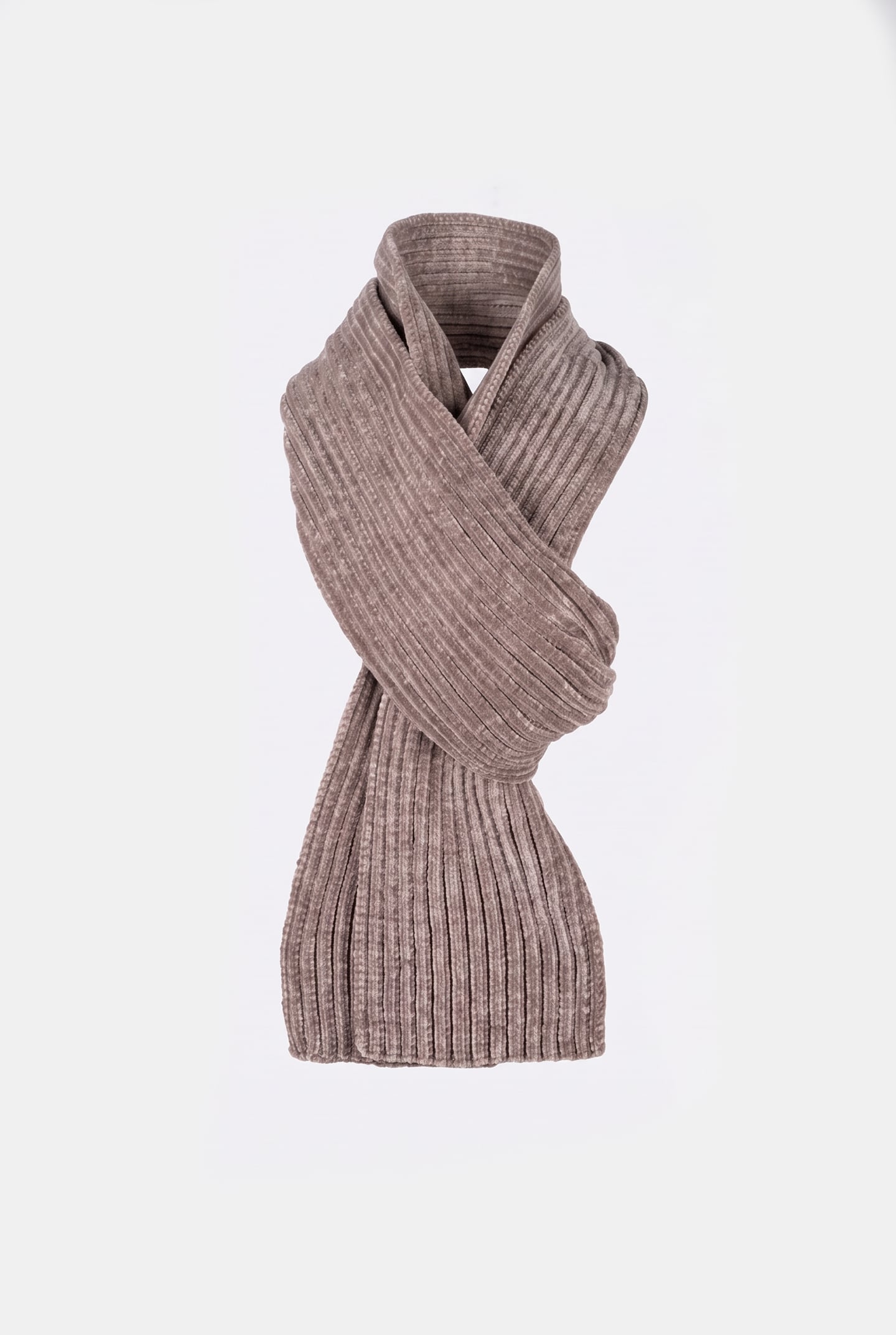 DELILAH CHENILLE SCARF BEIGE 2