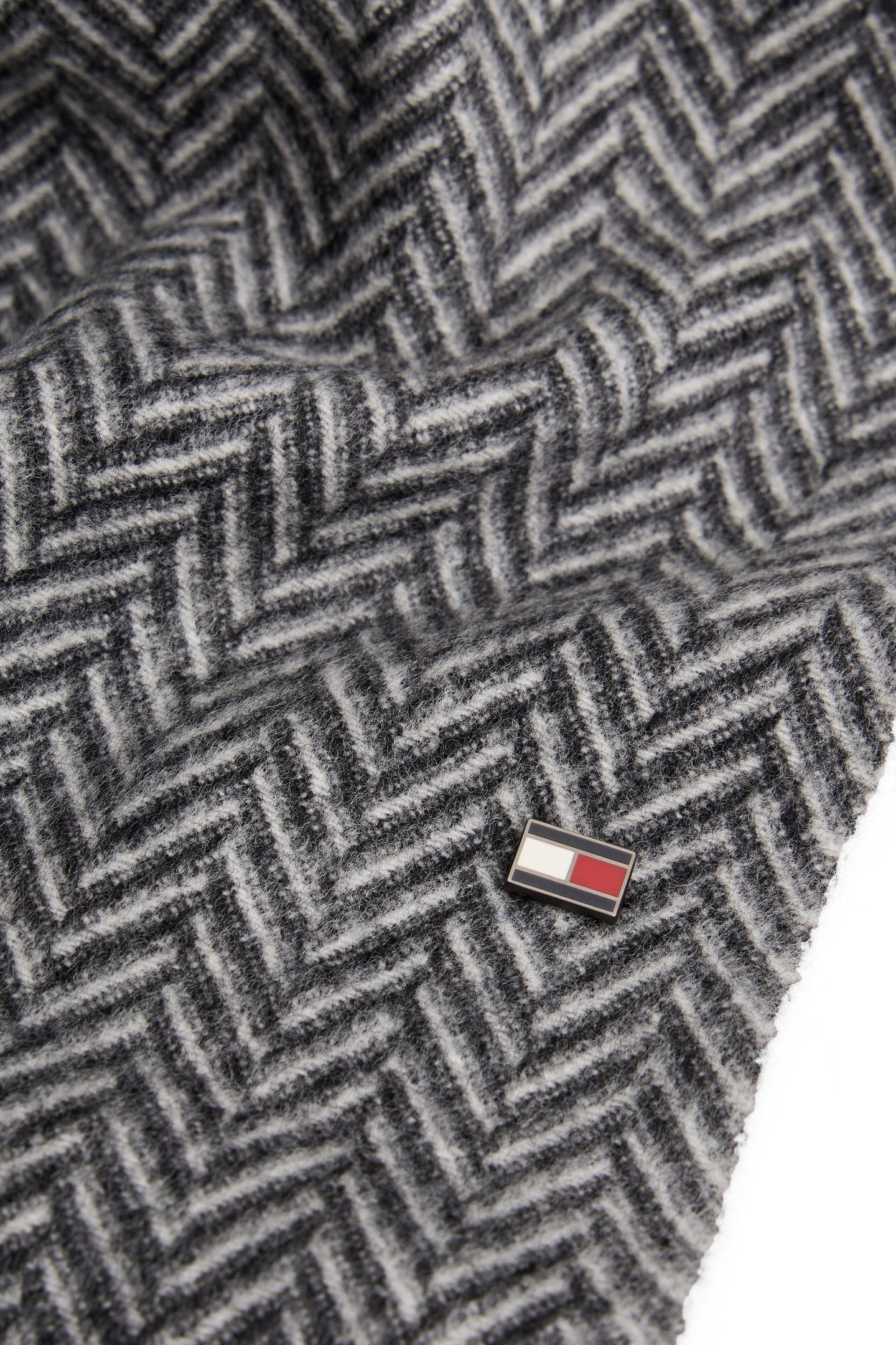 TH RWB HERRINGBONE SCARF GREY HERRINGBONE 4