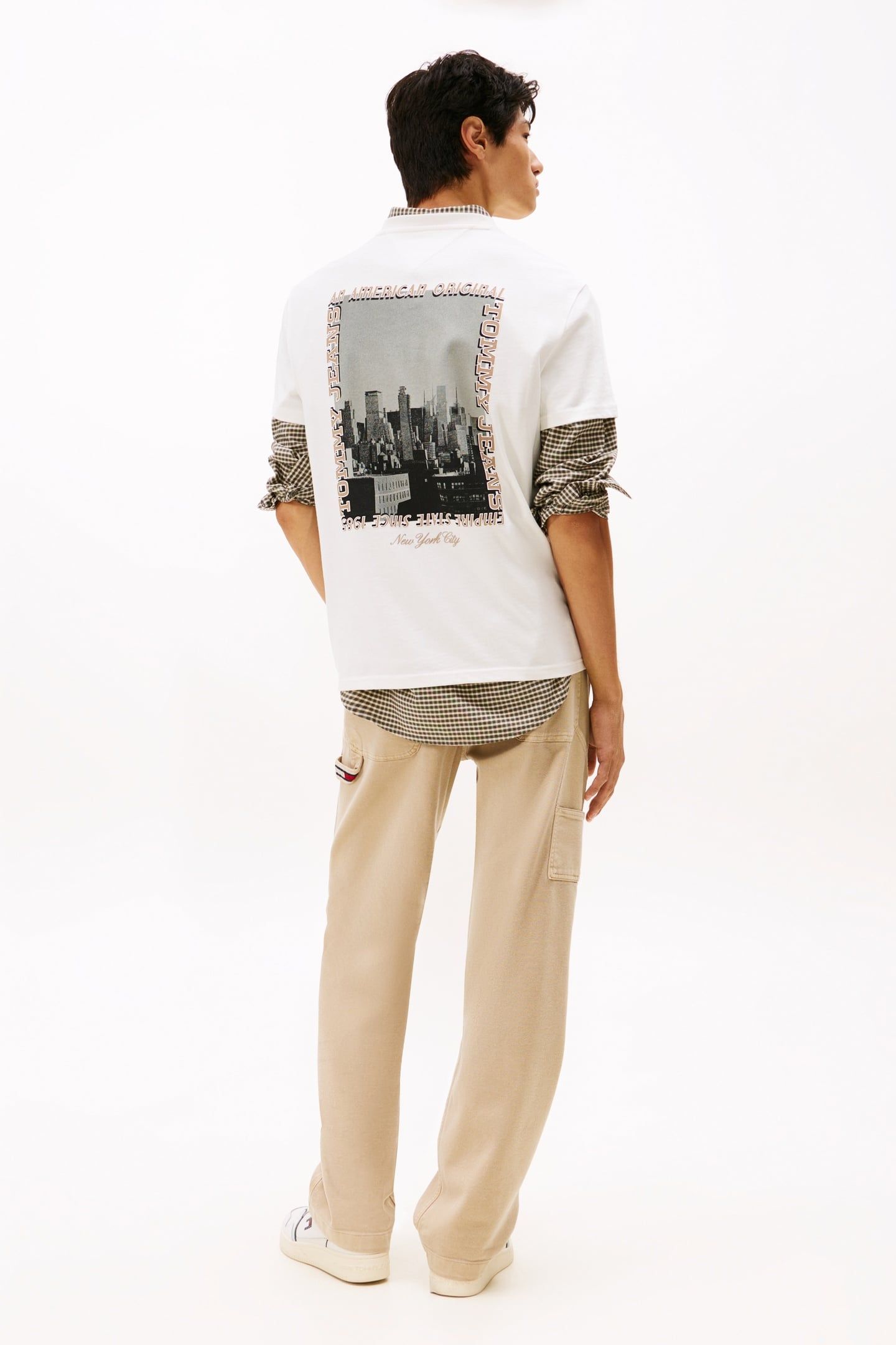 TJM REG PHOTO TEE ECRU 2