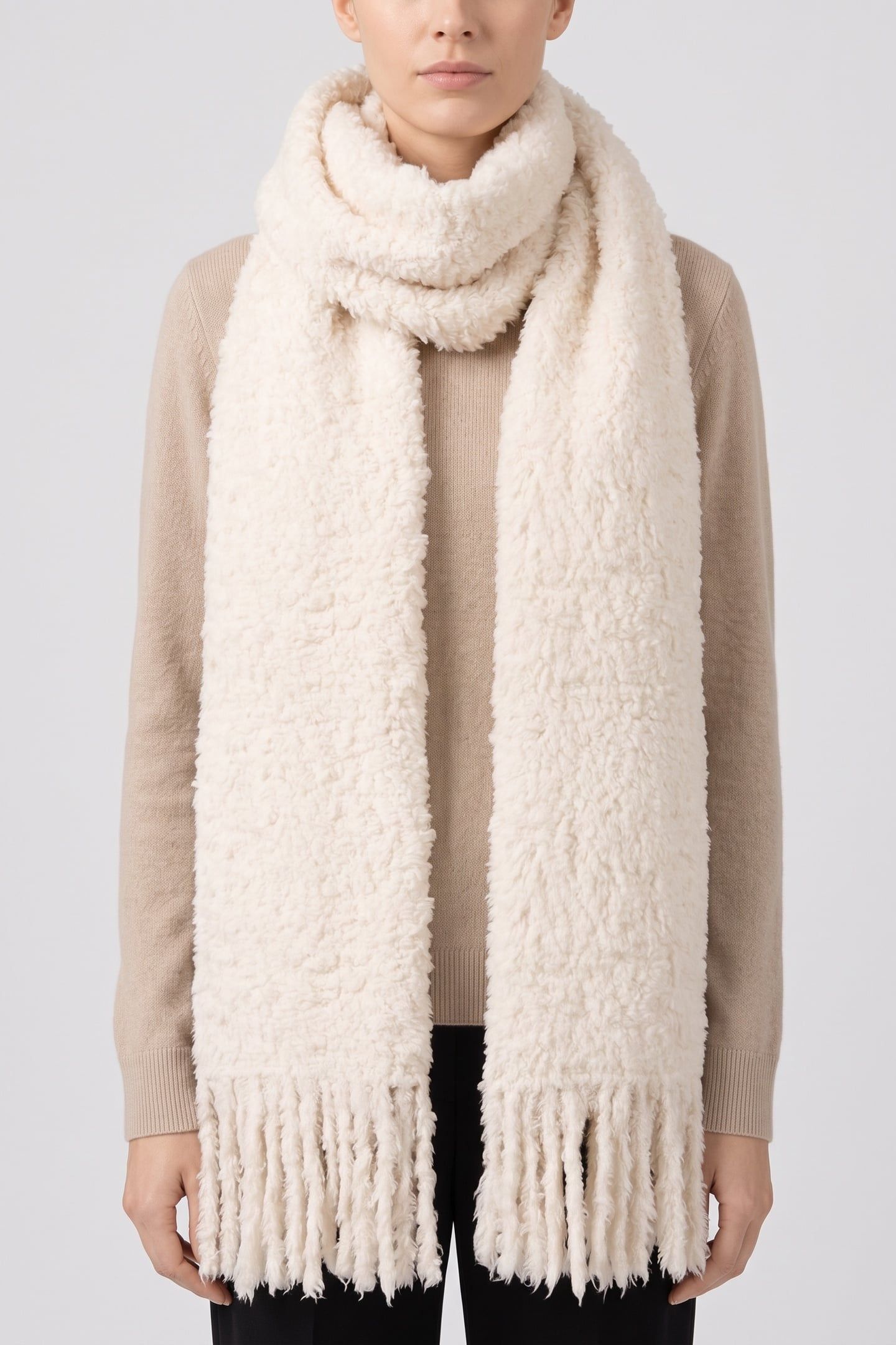 DAPHNE FLUFFY WOOL SCARF BEIGE 1