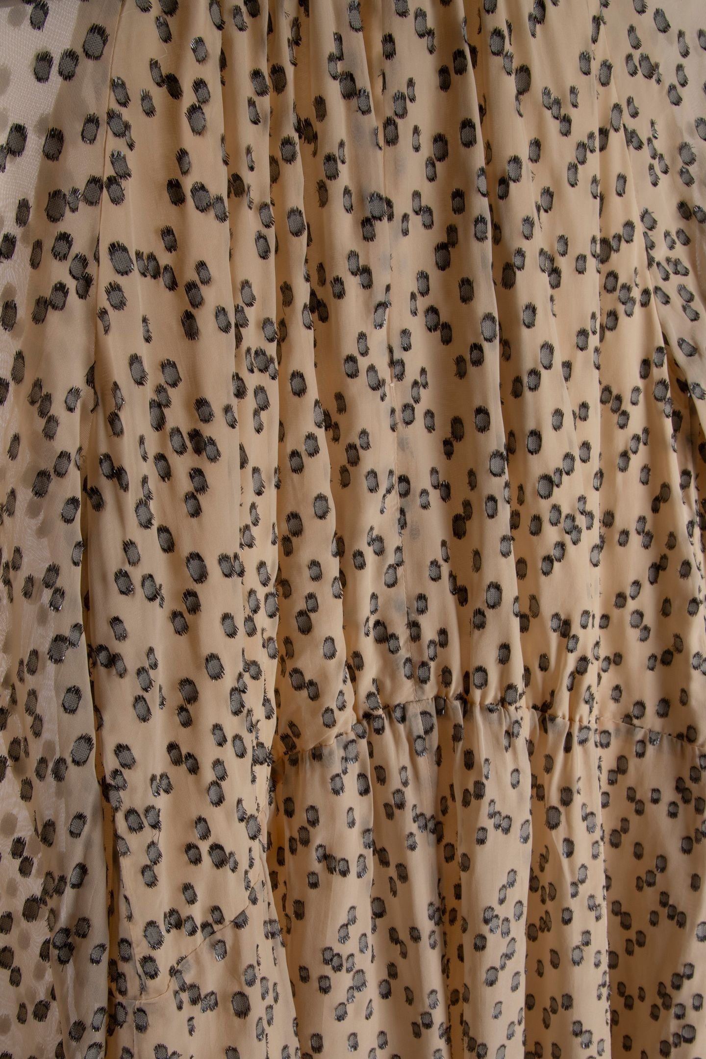 GUISE METALLIC JACQUARD BEIGE 4