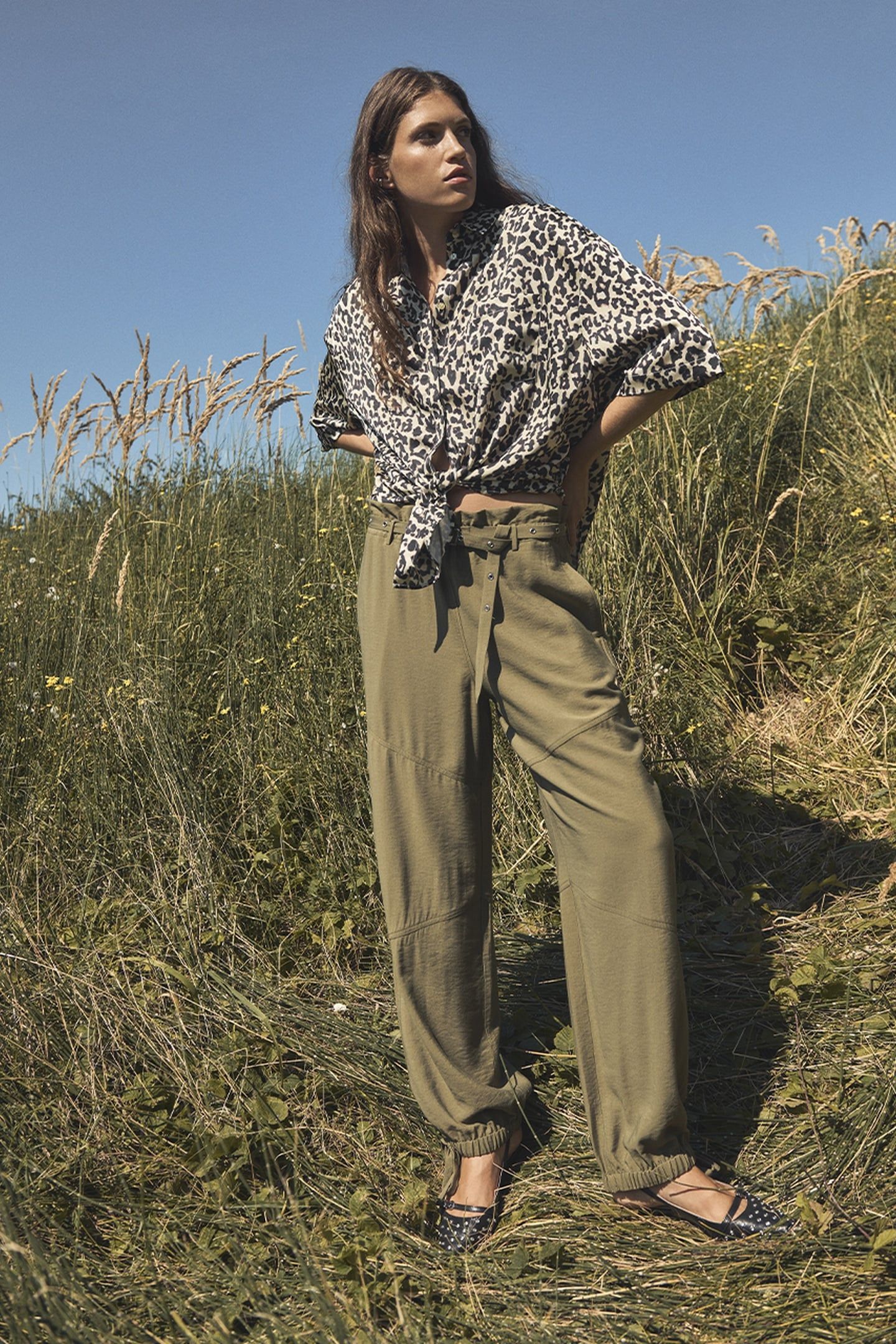 LENNY PAPERBAG PANTS OLIVE GLOW 6