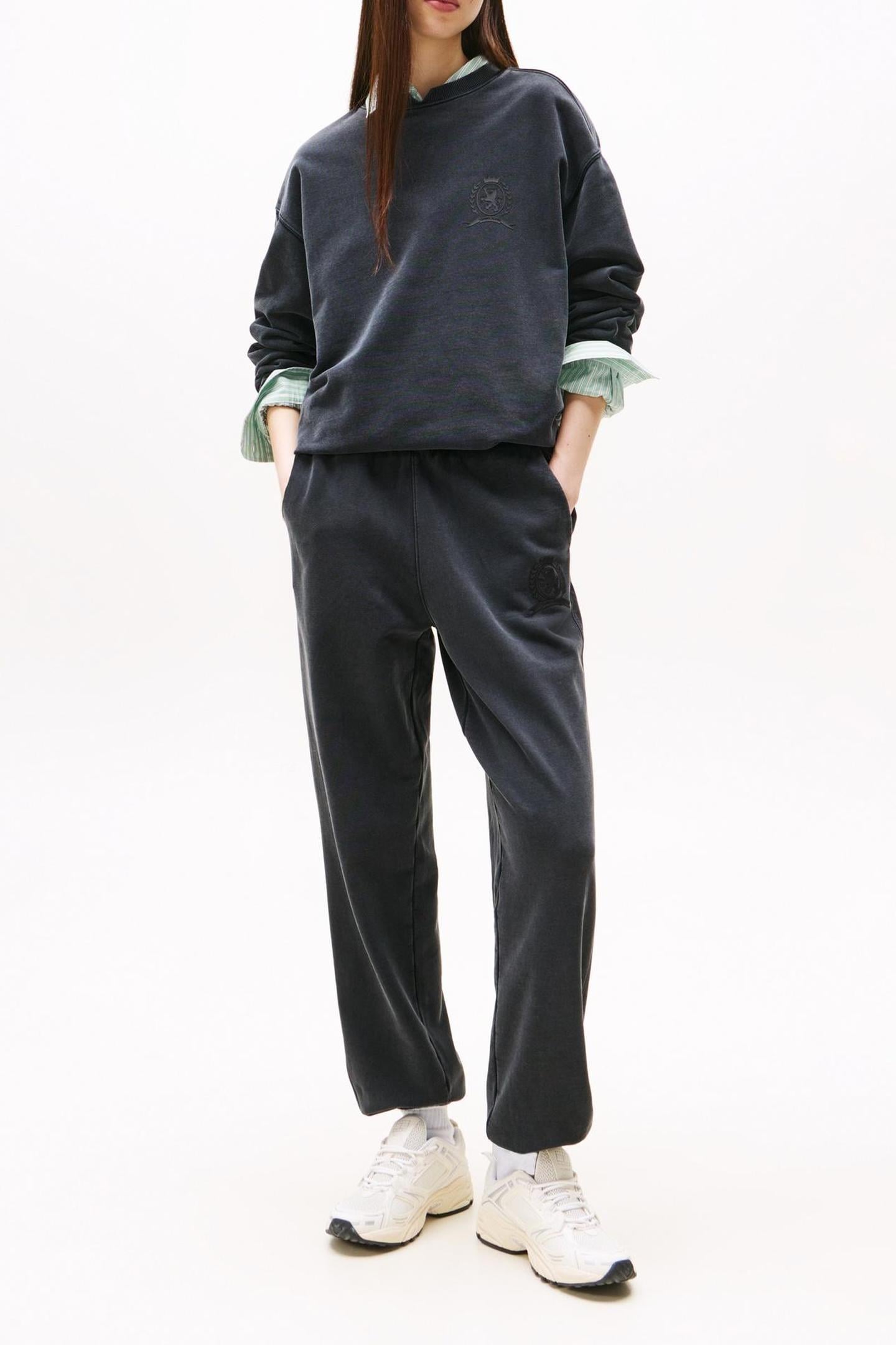 TJW RELAXED CREST NOTCH BLACK 3
