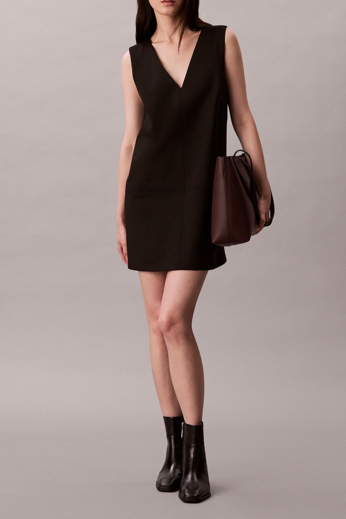 SCUBA V NECK MINI DRESS BLACK 3