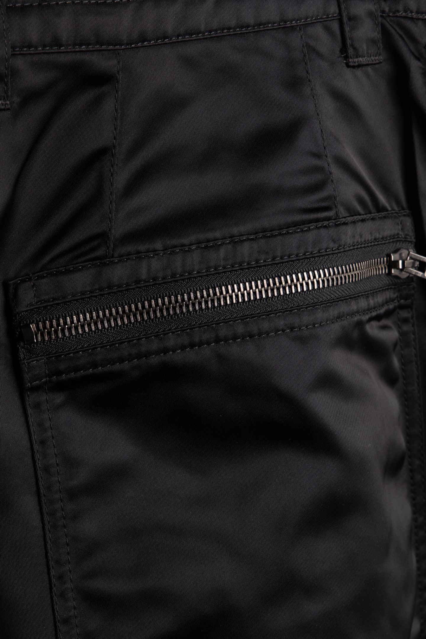 MULTI-POCKET TROUSERS IN SHINY SATIN BLACK 4