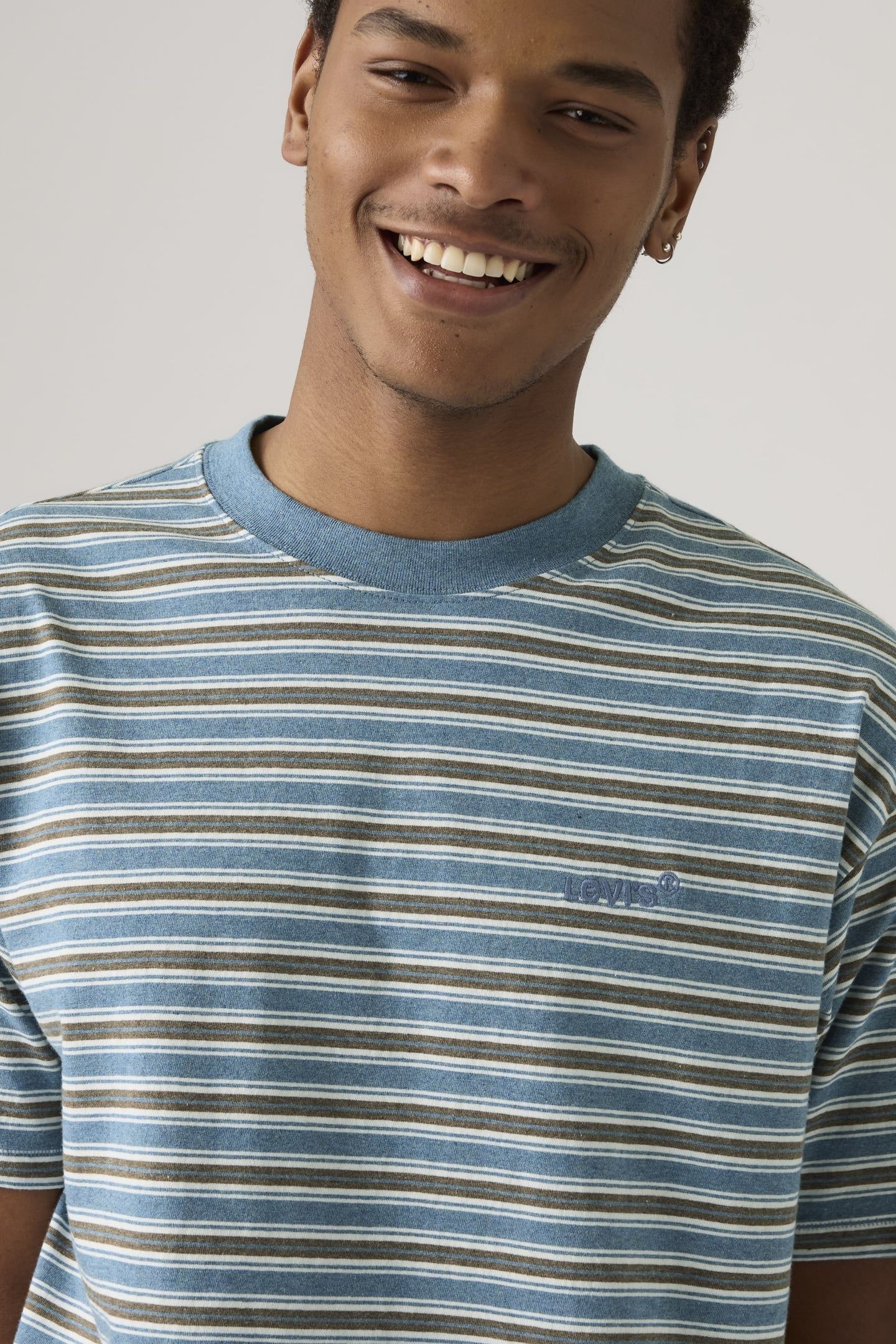 RED TAB™ VINTAGE TEE 6