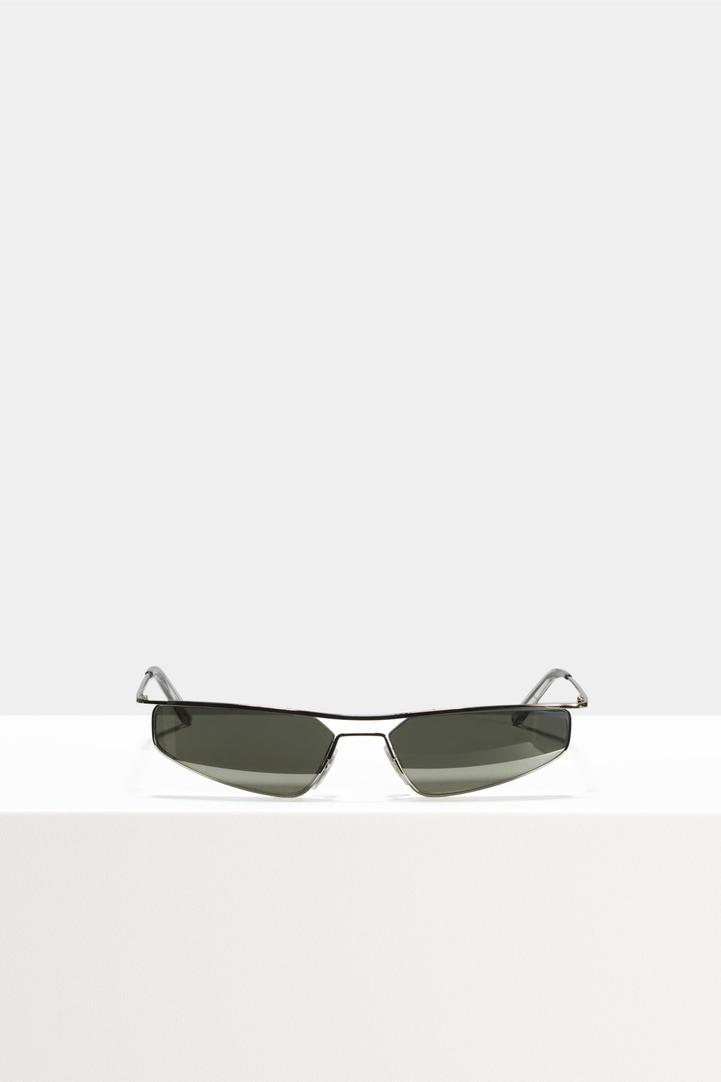 CMMN-NEO-SILVER-MIRROR-SUN 1