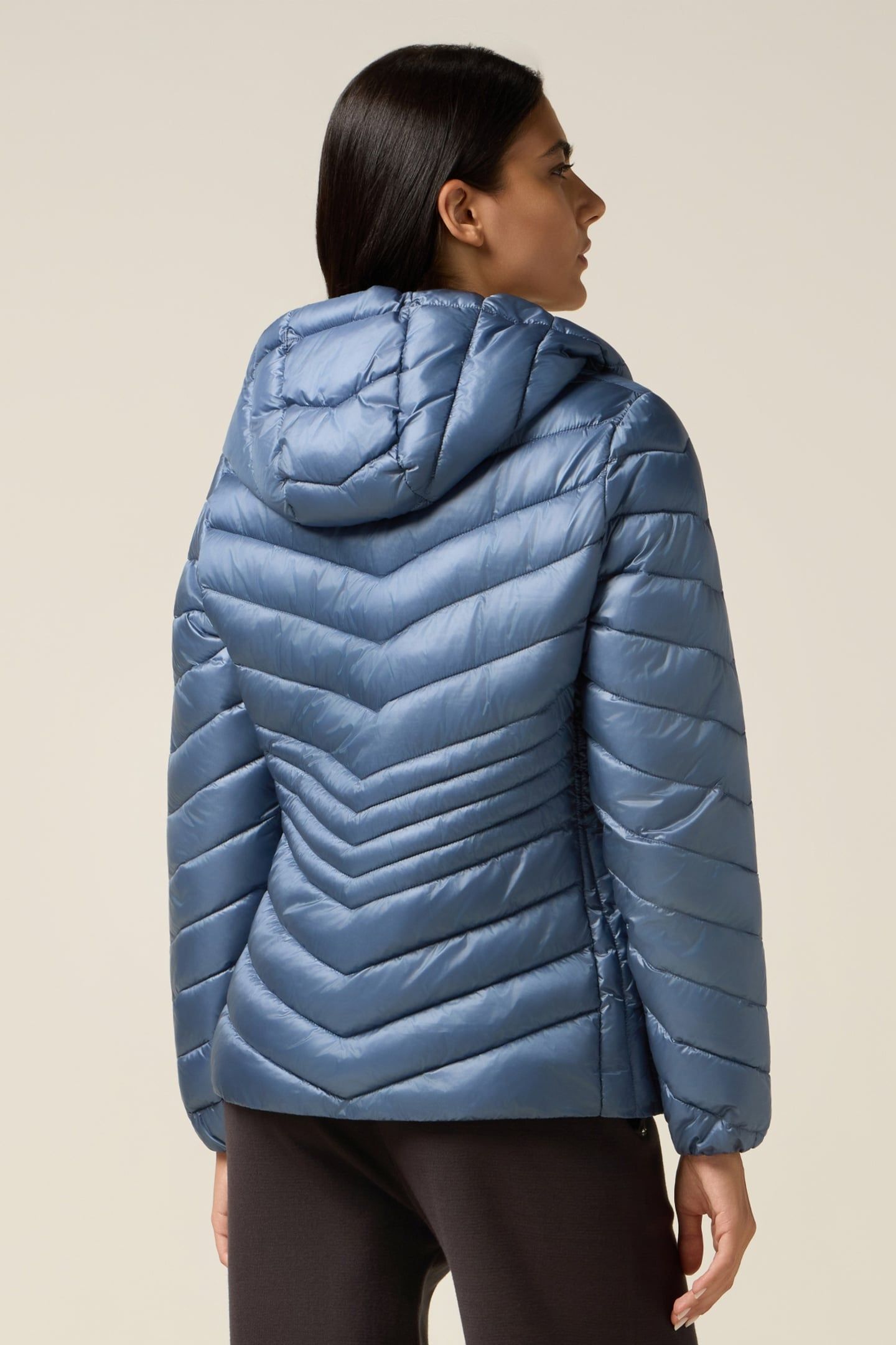 LIGHTWEIGHT HOODED DOWN JACKET LIGHT BLUE 2