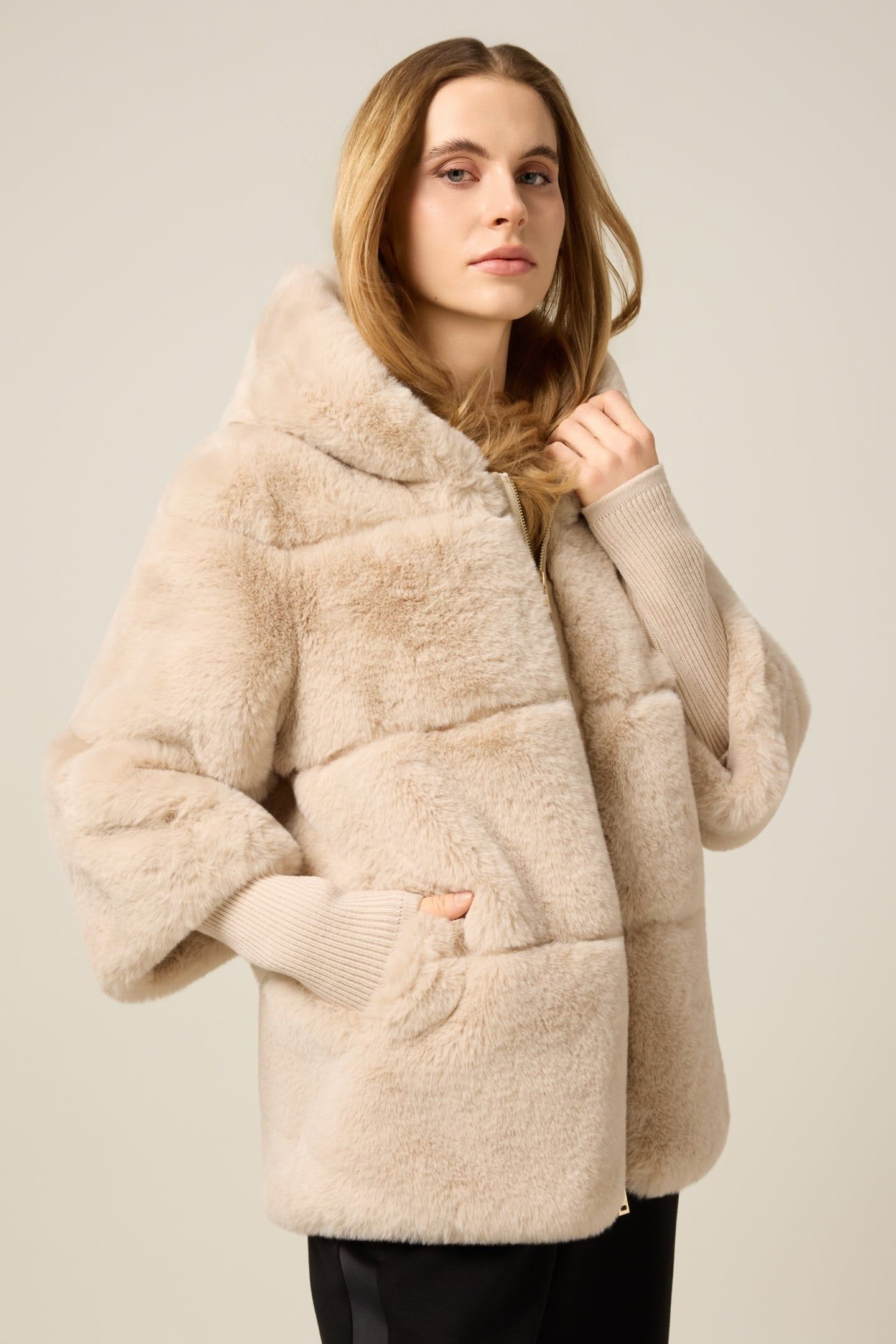 HOODED JACKET BEIGE 1