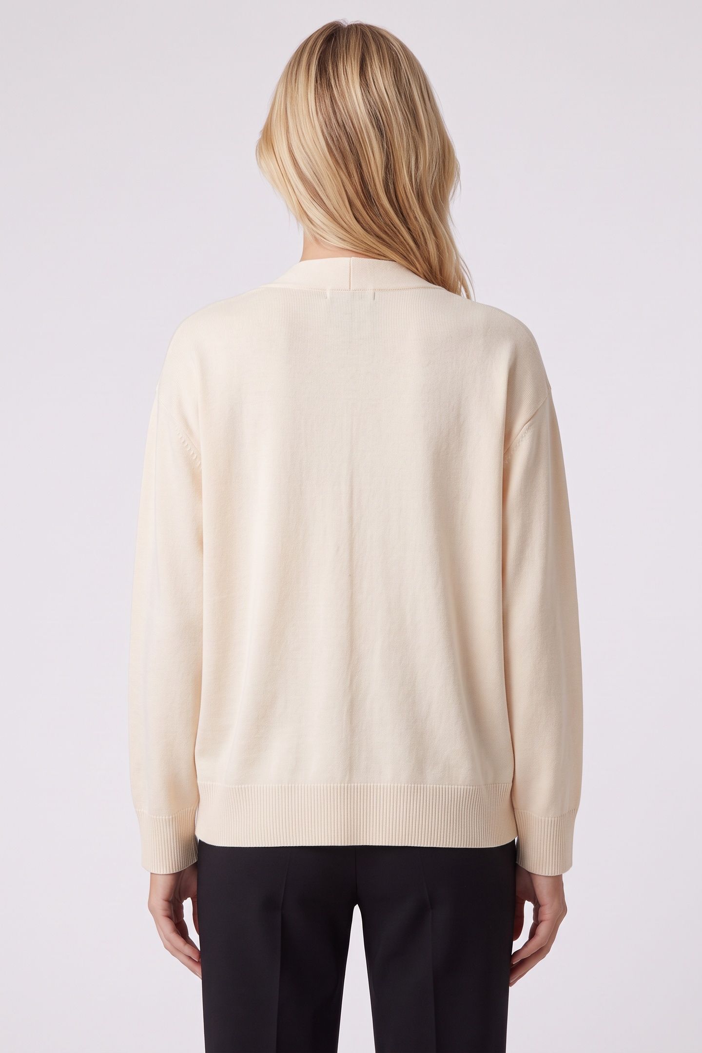 KNITTED JACKET WHITE 2
