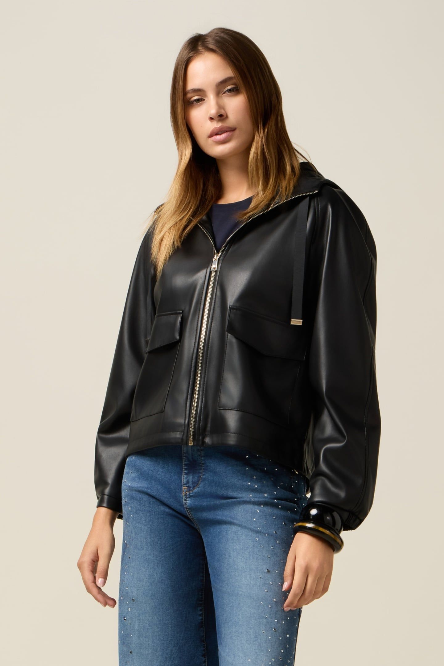 SHORT JACKET WITH HOOD AND ZIP BLACK 3