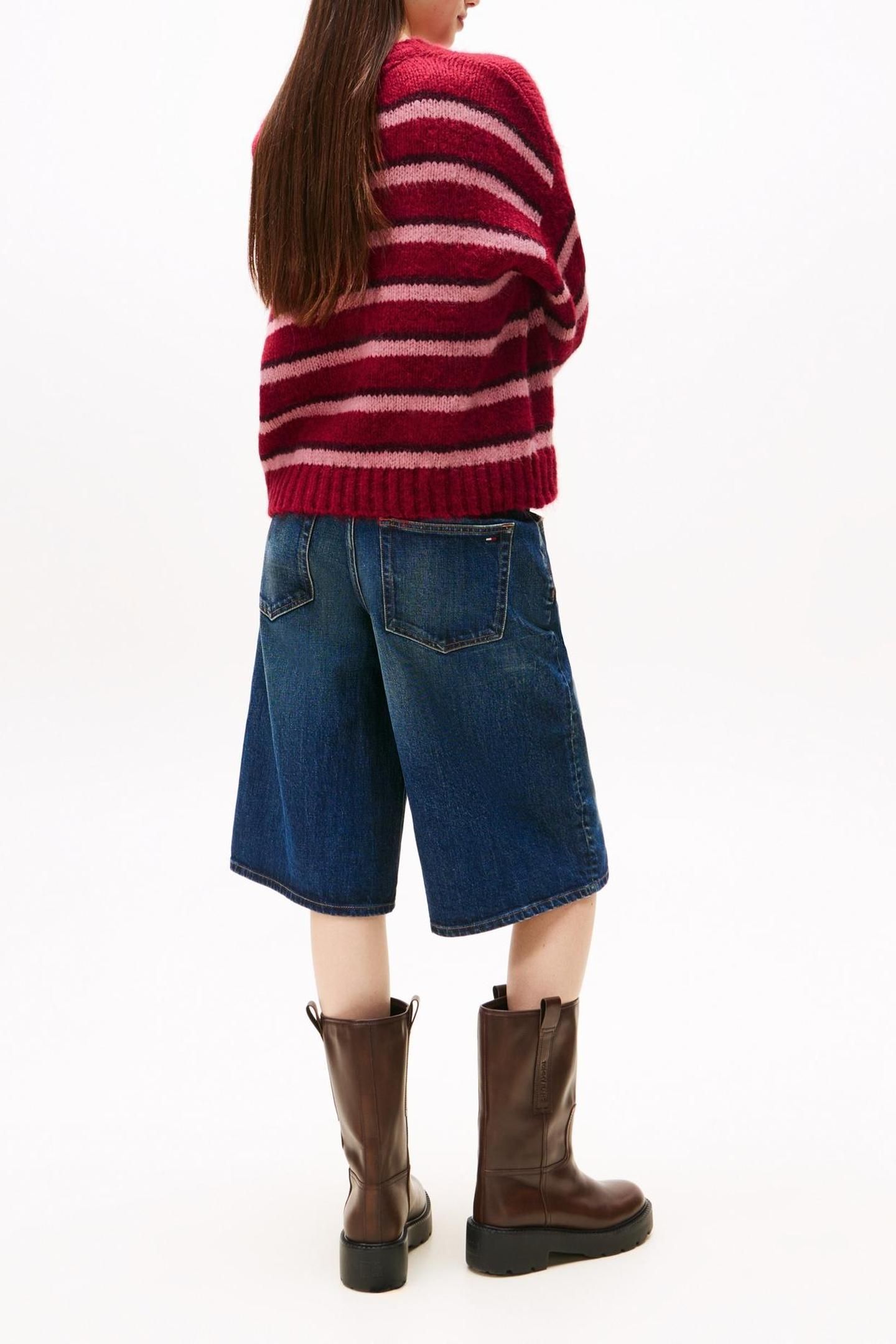 TJW BADGE STRIPE SWEATER RUBY RHUBARB/STRIPE 3