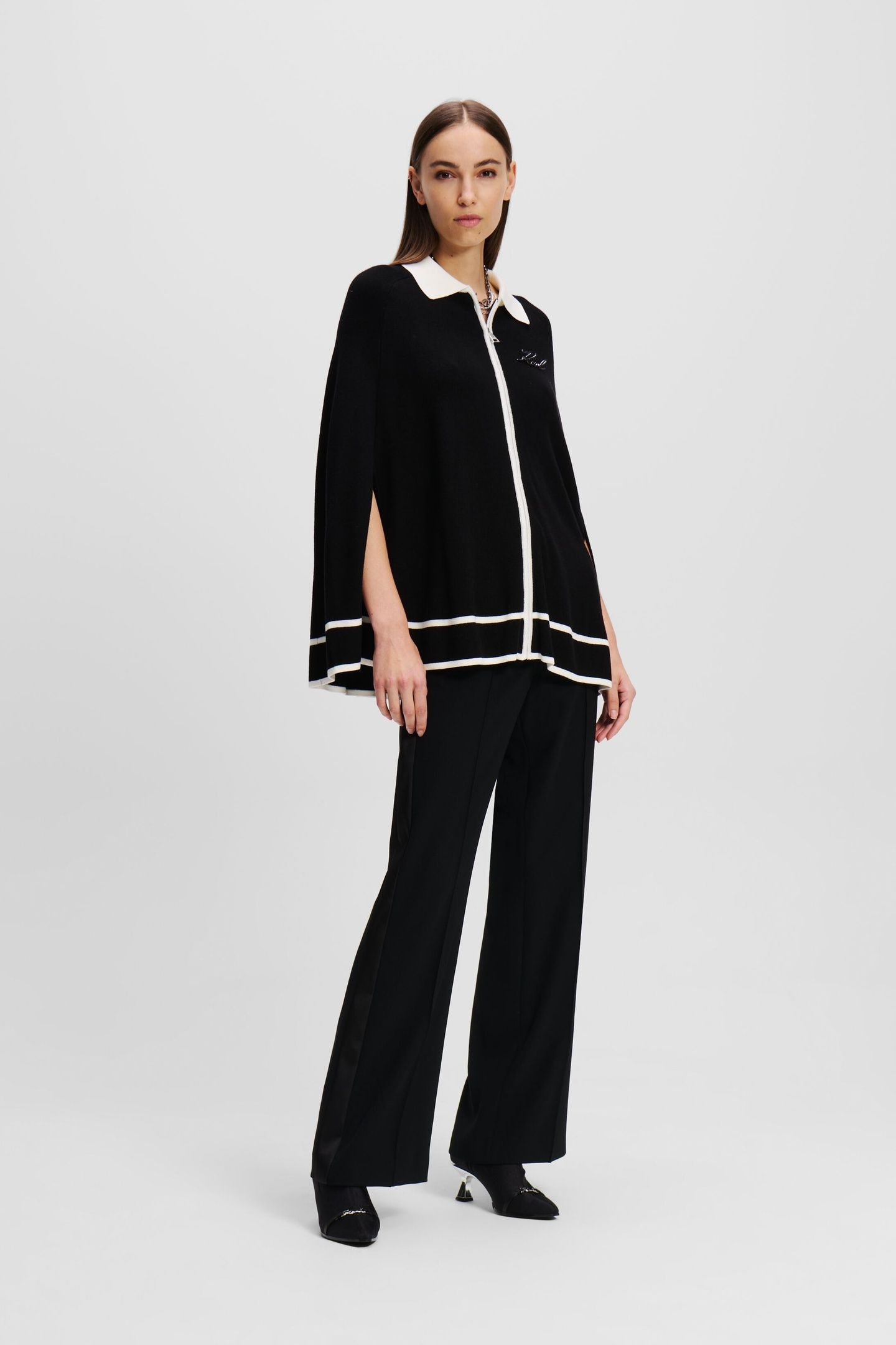 COLLAR CAPE BLACK 1