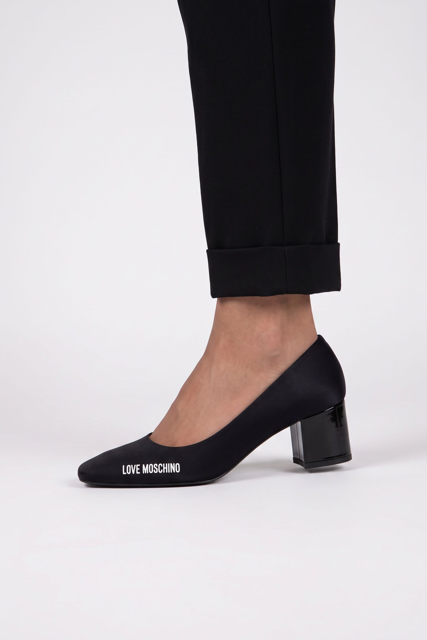 PUMP BLACK 3