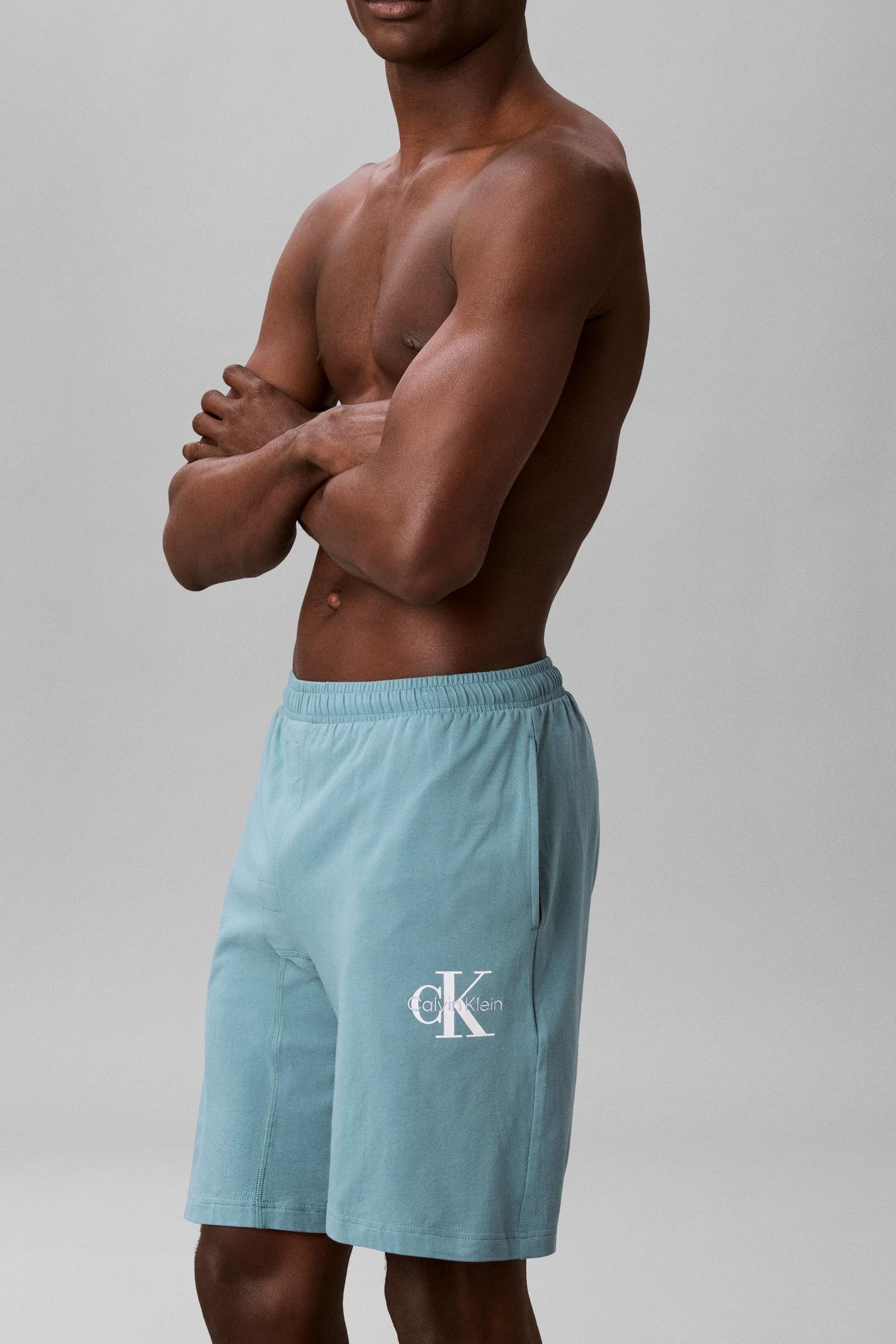 MONOGRAM SLEEP SHORT ARCTIC 5