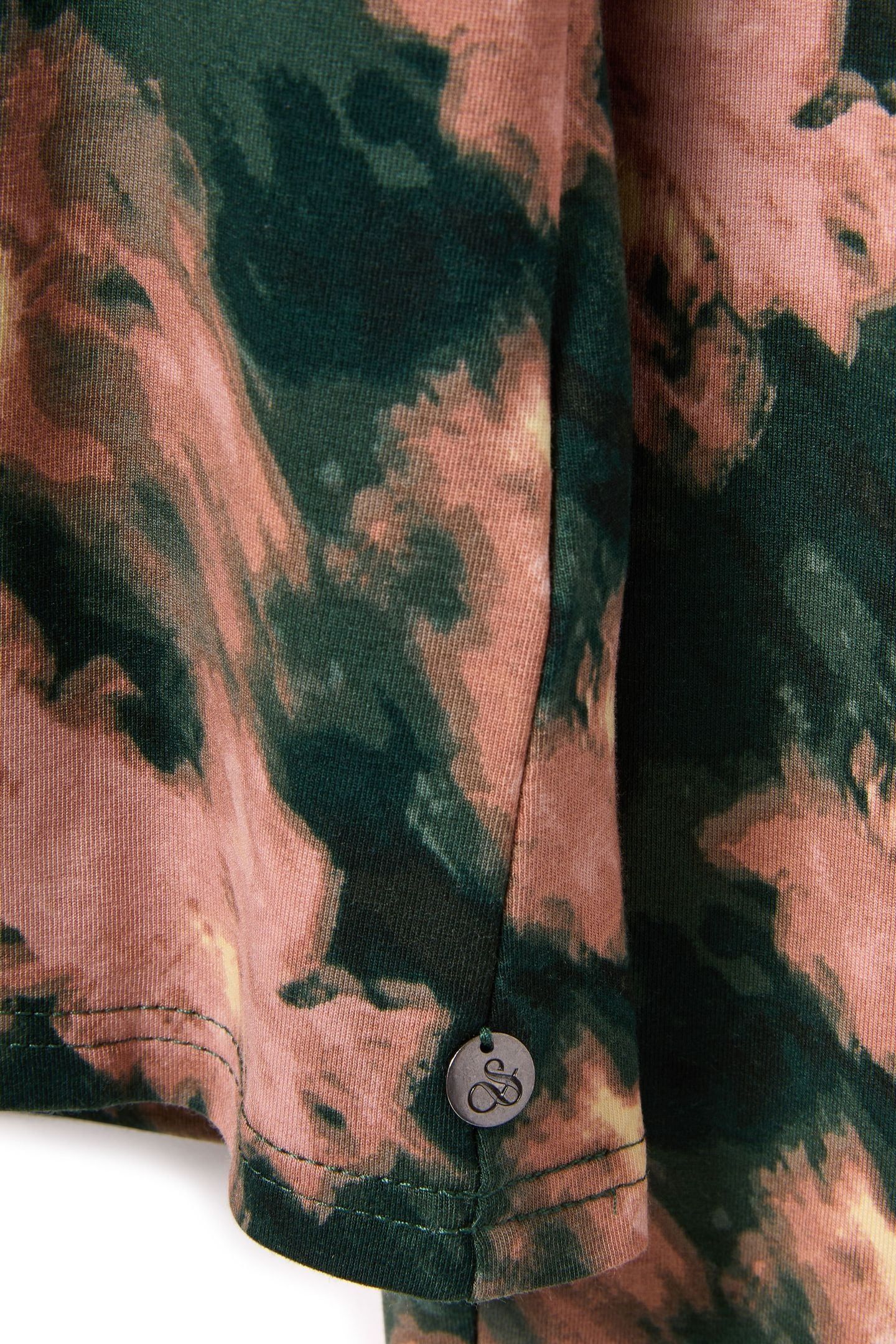 LONG SLEEVE KNIT TOP SCARAB BLURRED FLORAL 7