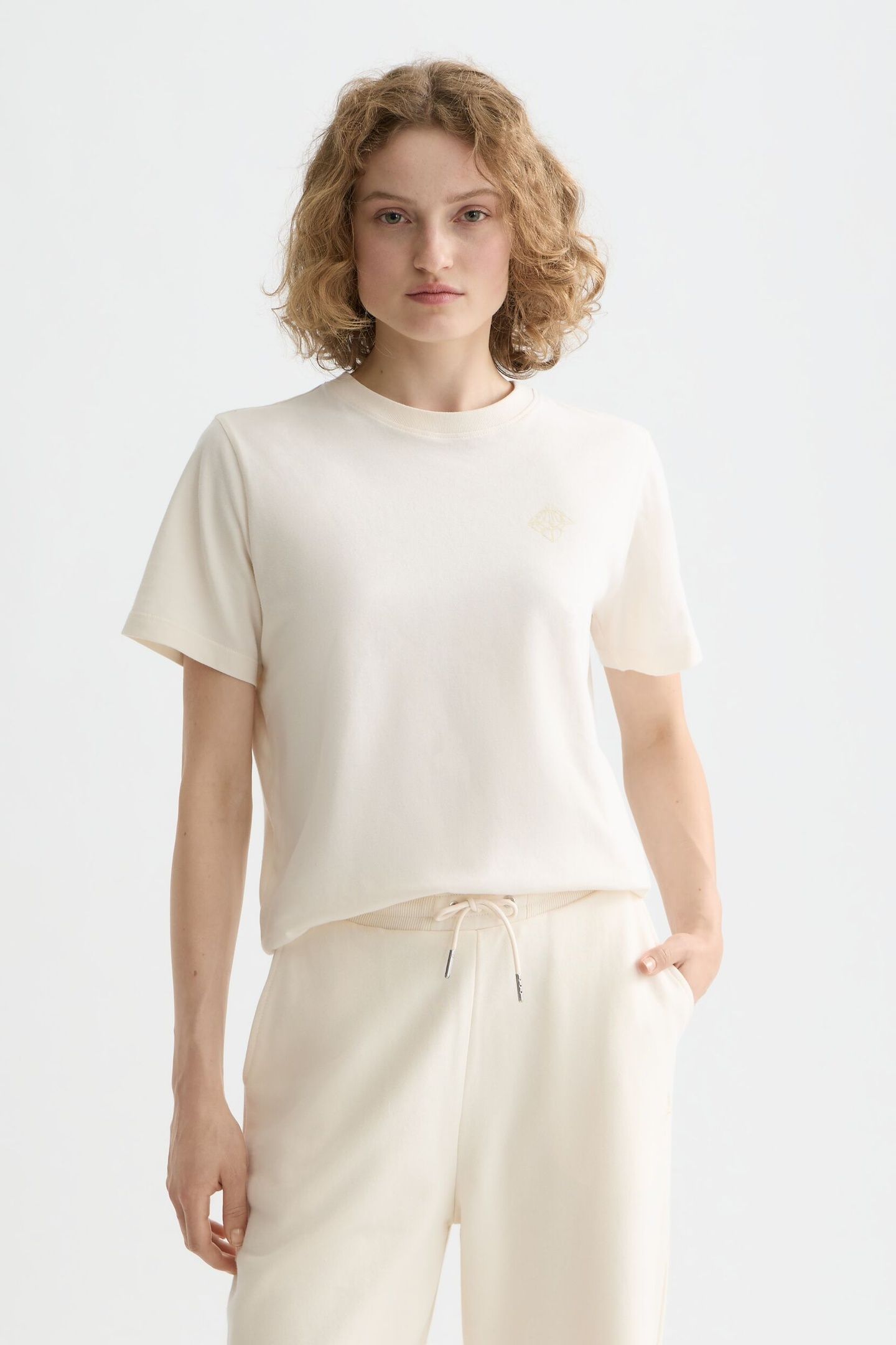 CHEST ARTWORK REGULAR T-SHIRT OFF WHITE 1