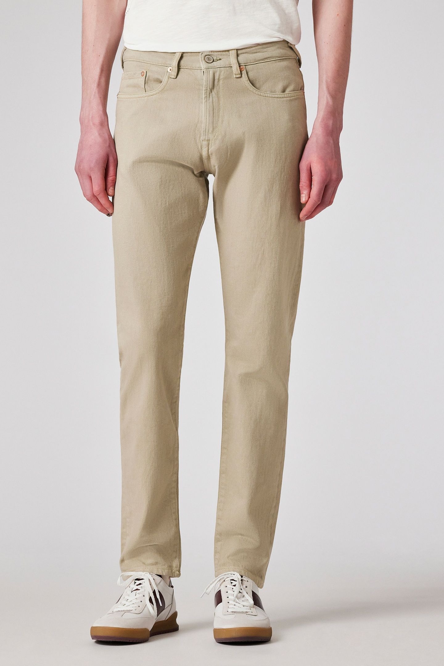 MENS TAPERED FIT JEAN ALL OVER BLEACH 1