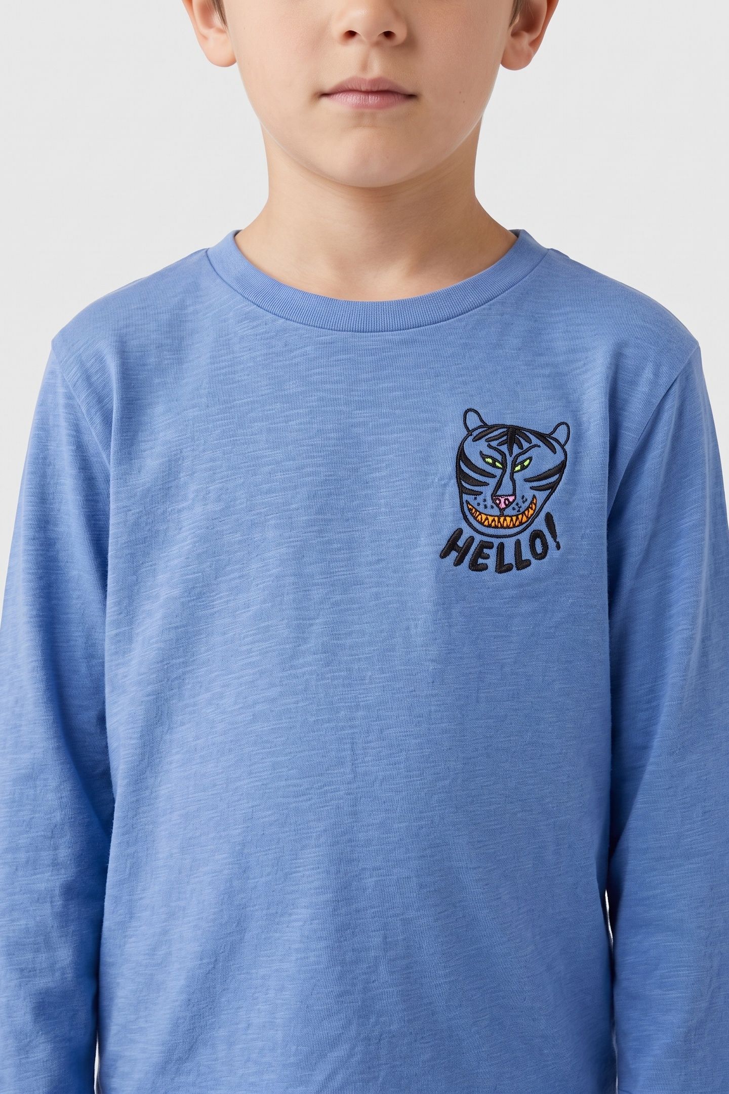 NOEL EMBO LS T-SHIRT BLUE 2