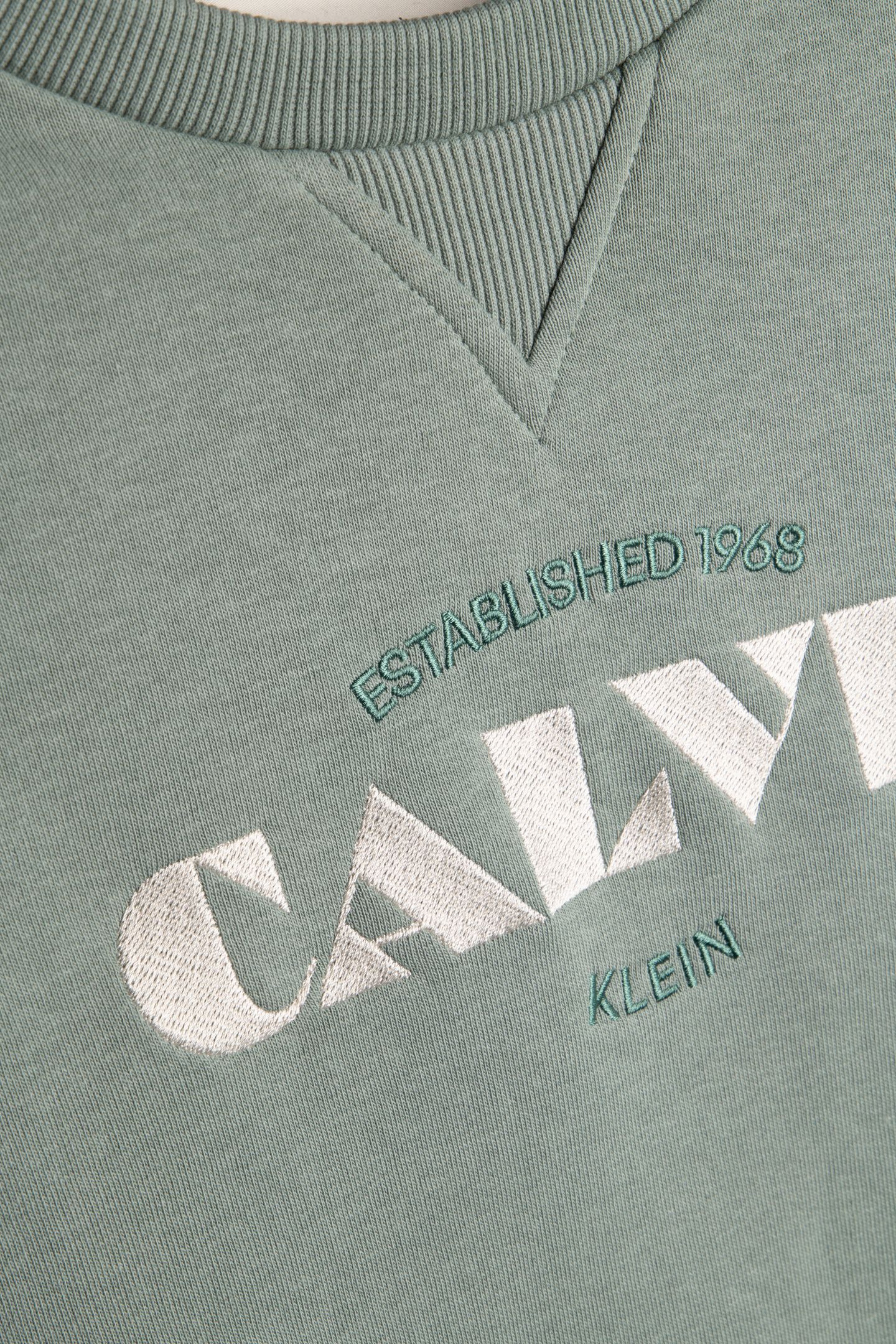 GIRLS TERRY CREWNECK CHINOIS GREEN 4