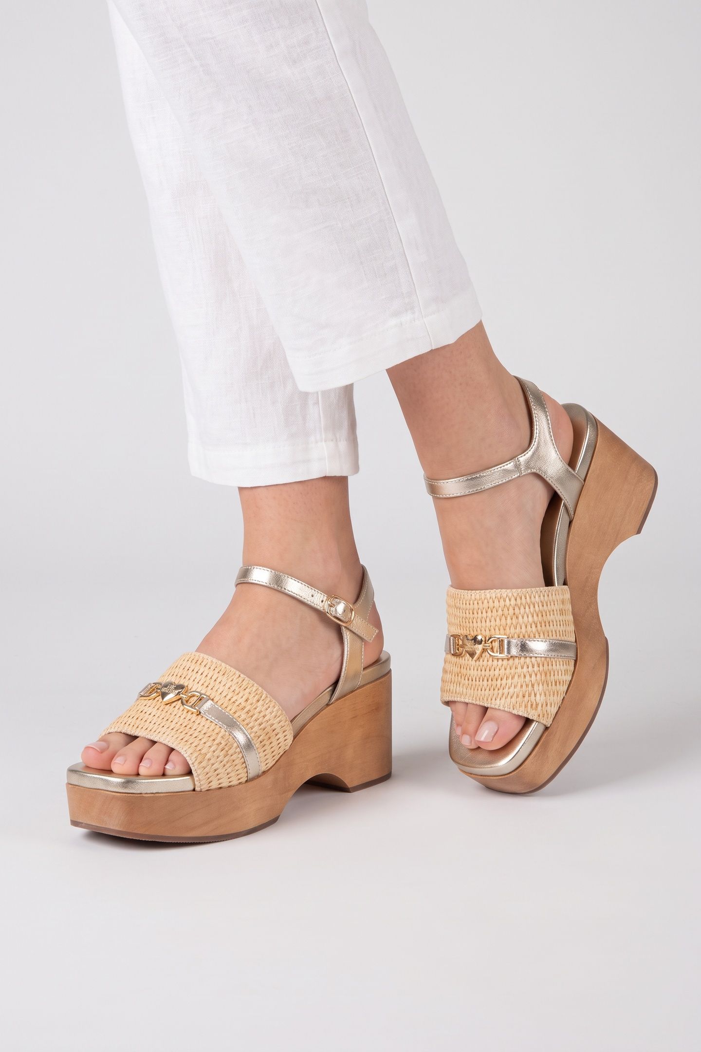 SANDALS SILVER 2