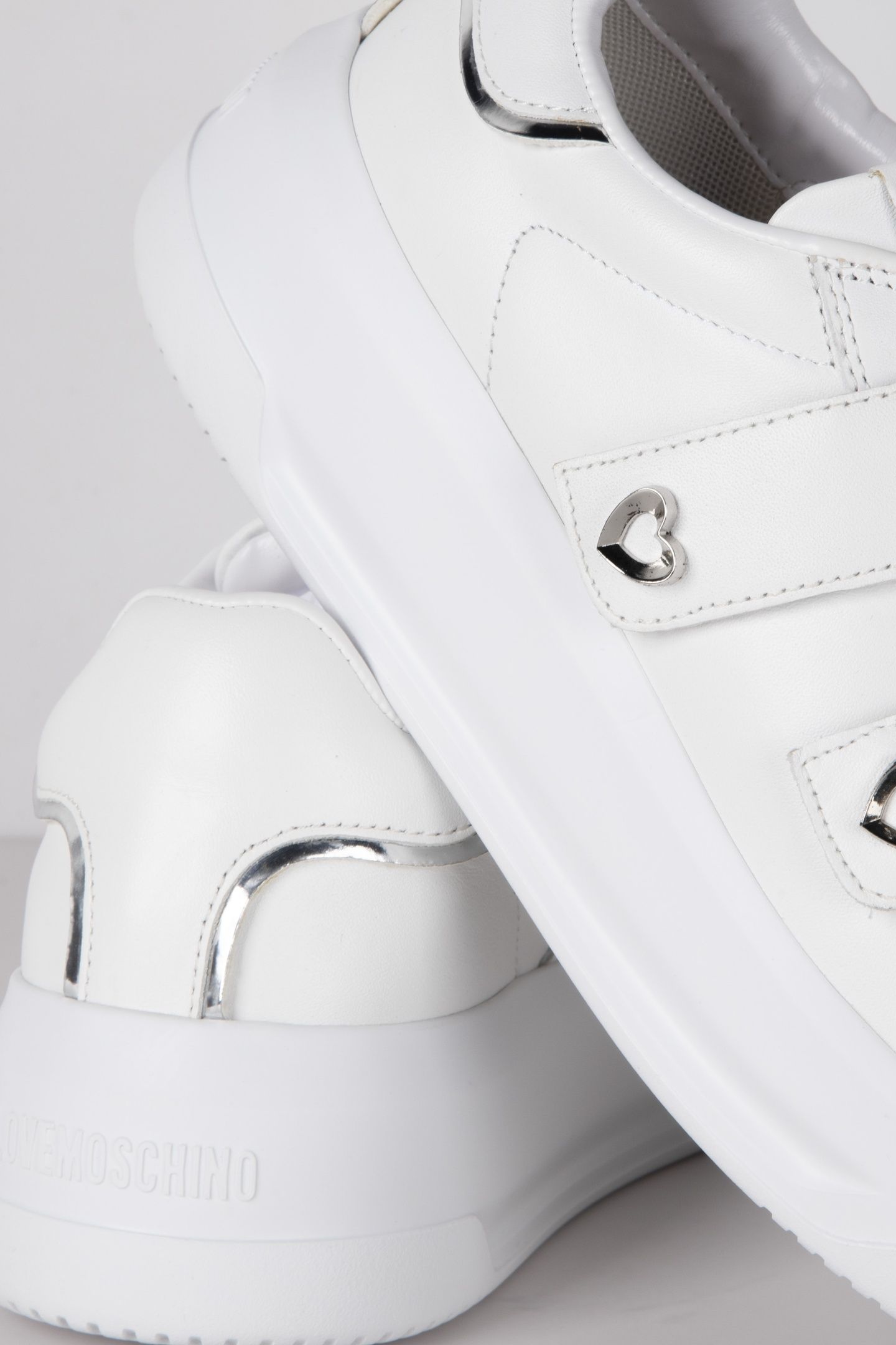 SNEAKERS WHITE 2