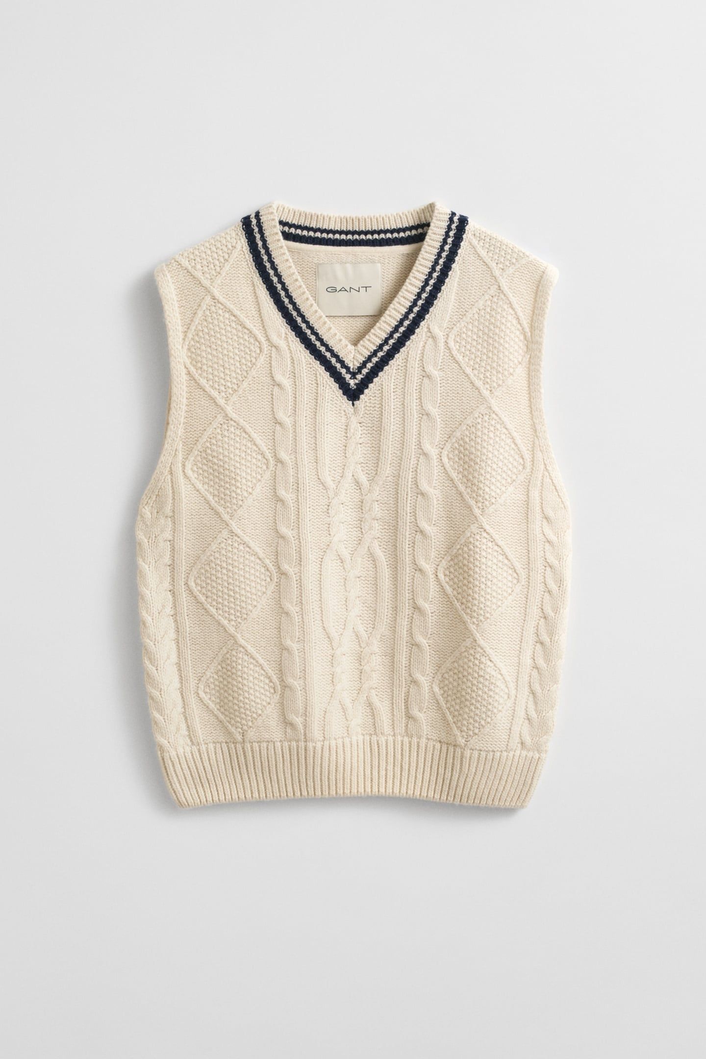 CABLE VEST CREAM 4