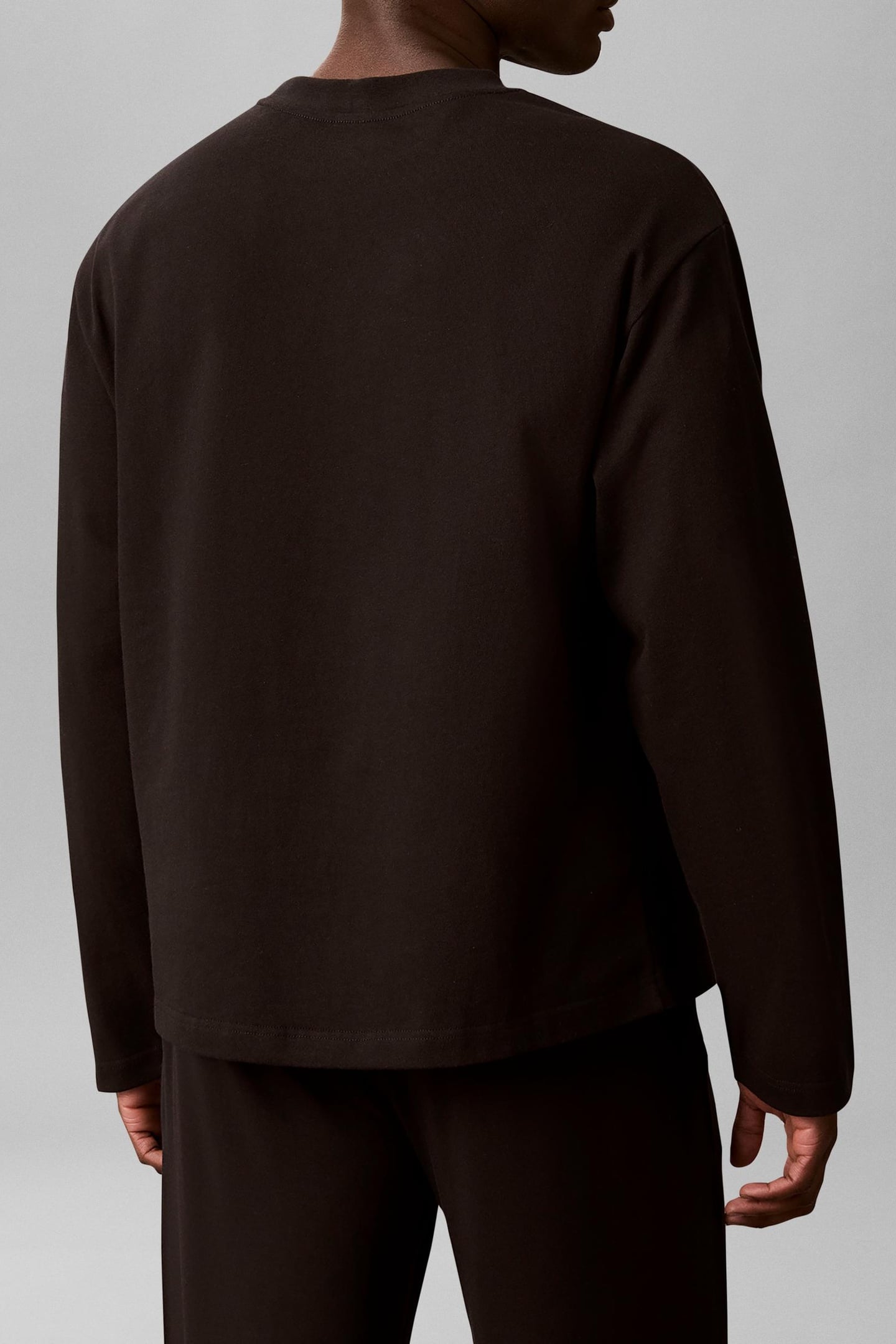 L/S CREW NECK BLACK 2