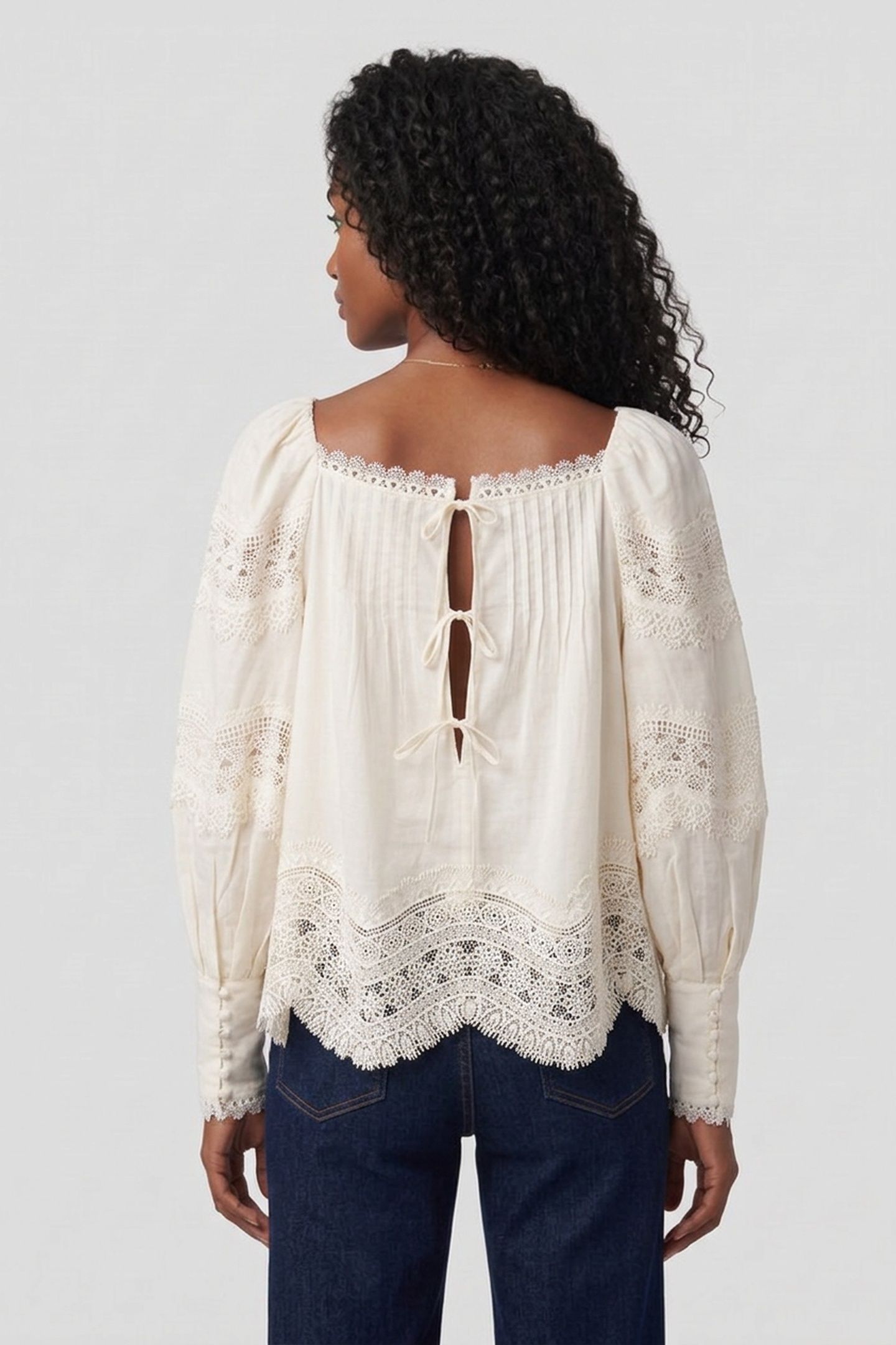 LA BRYCE TREASURE BLOUSE WHITE 2