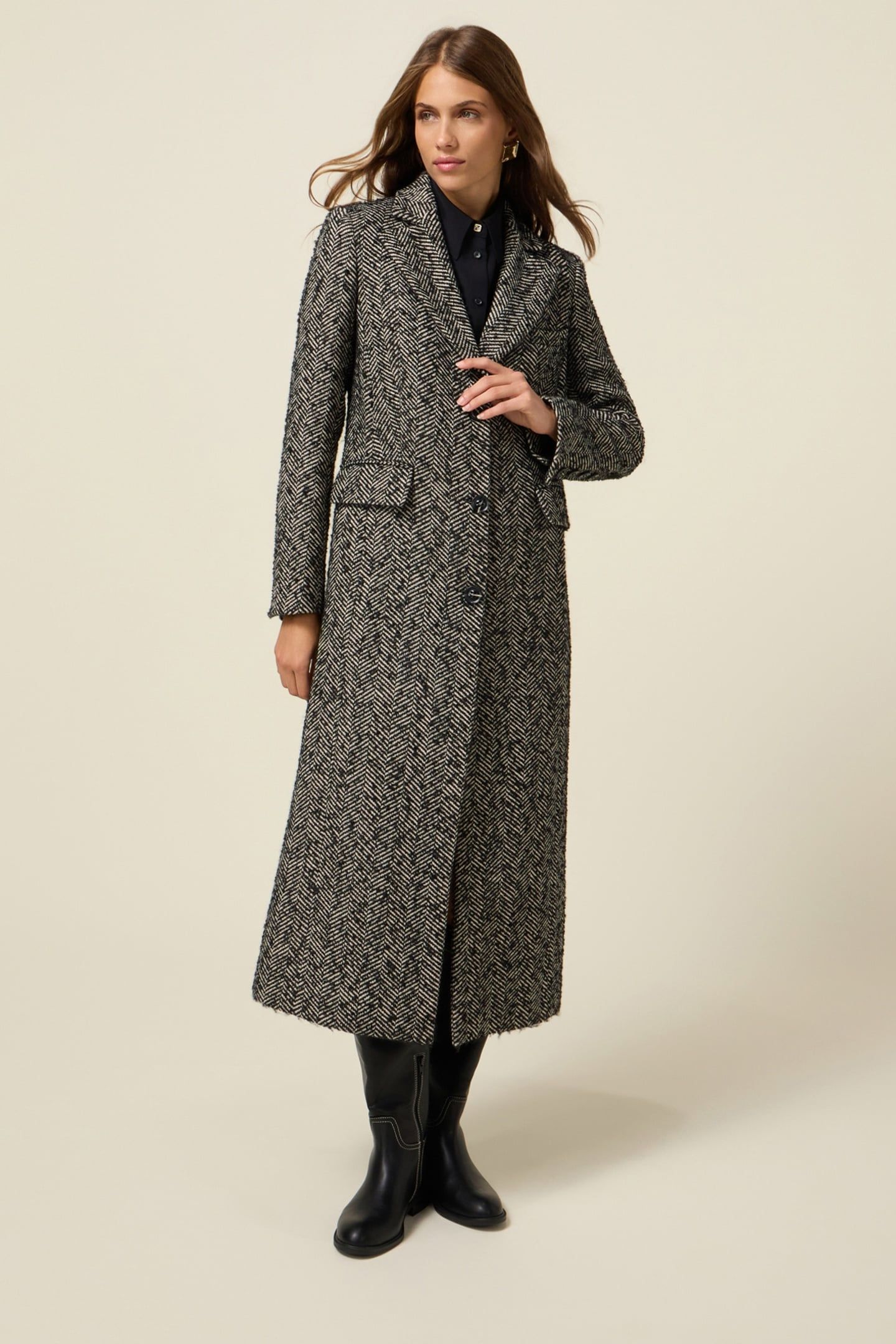 LONG HERRINGBONE COAT GREY 1
