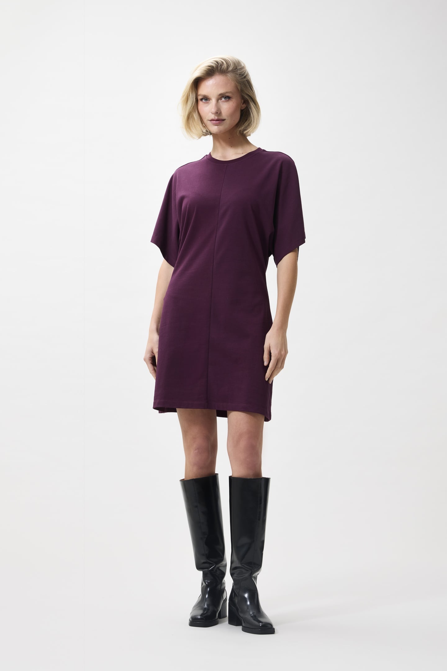 TSHIRT DRESS WINETASTING 1