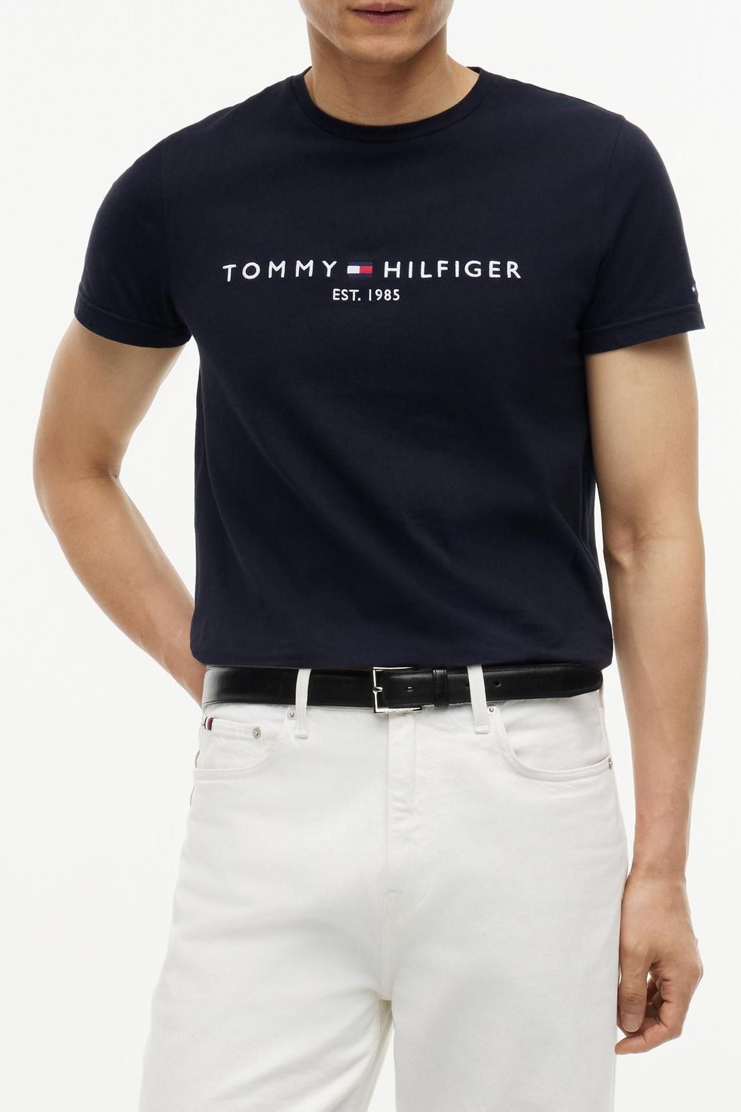 CORE TOMMY LOGO TEE JET BLACK 5