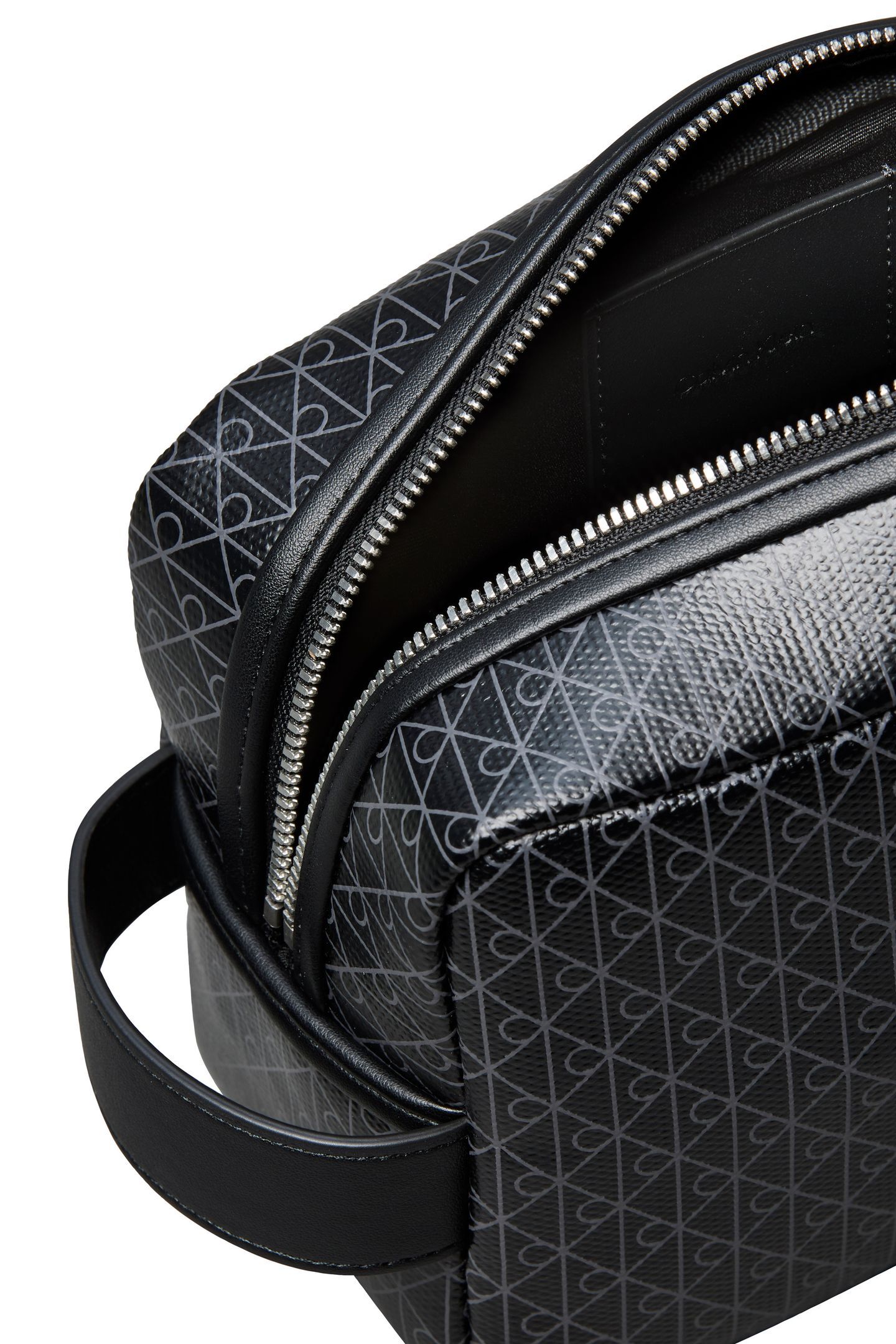 EMBLEM COATED DOPP KIT BLACK 3