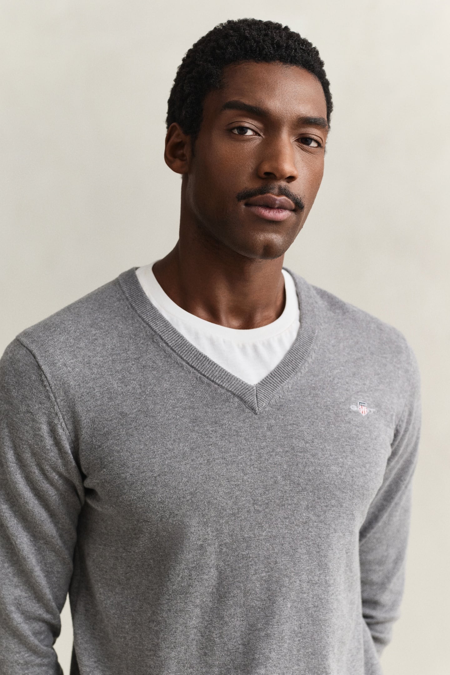 CLASSIC COTTON V-NECK DARK GREY MELANGE 8