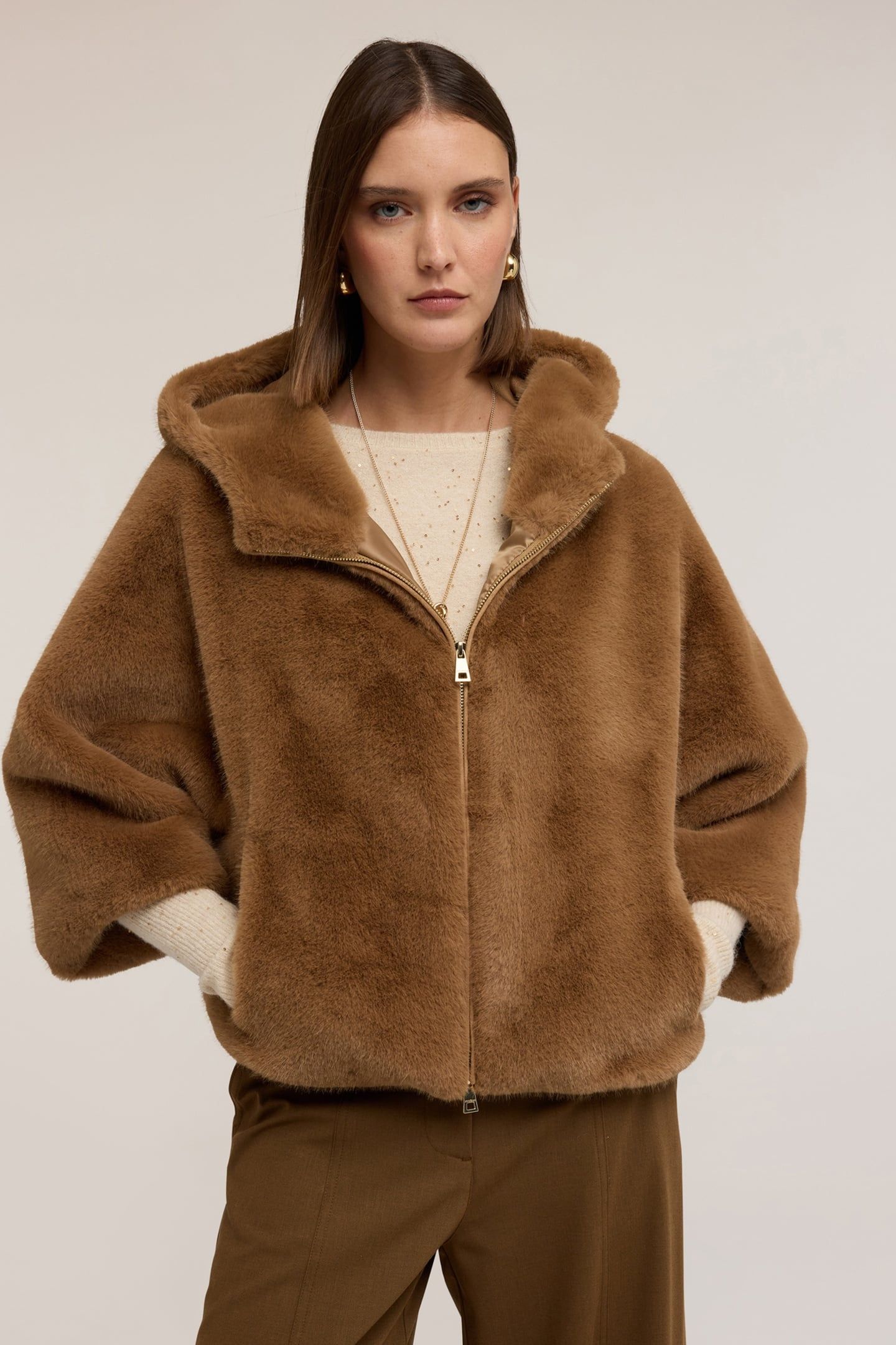 HOODED CAPE WITH PLUSH EFFECT BROWN 1