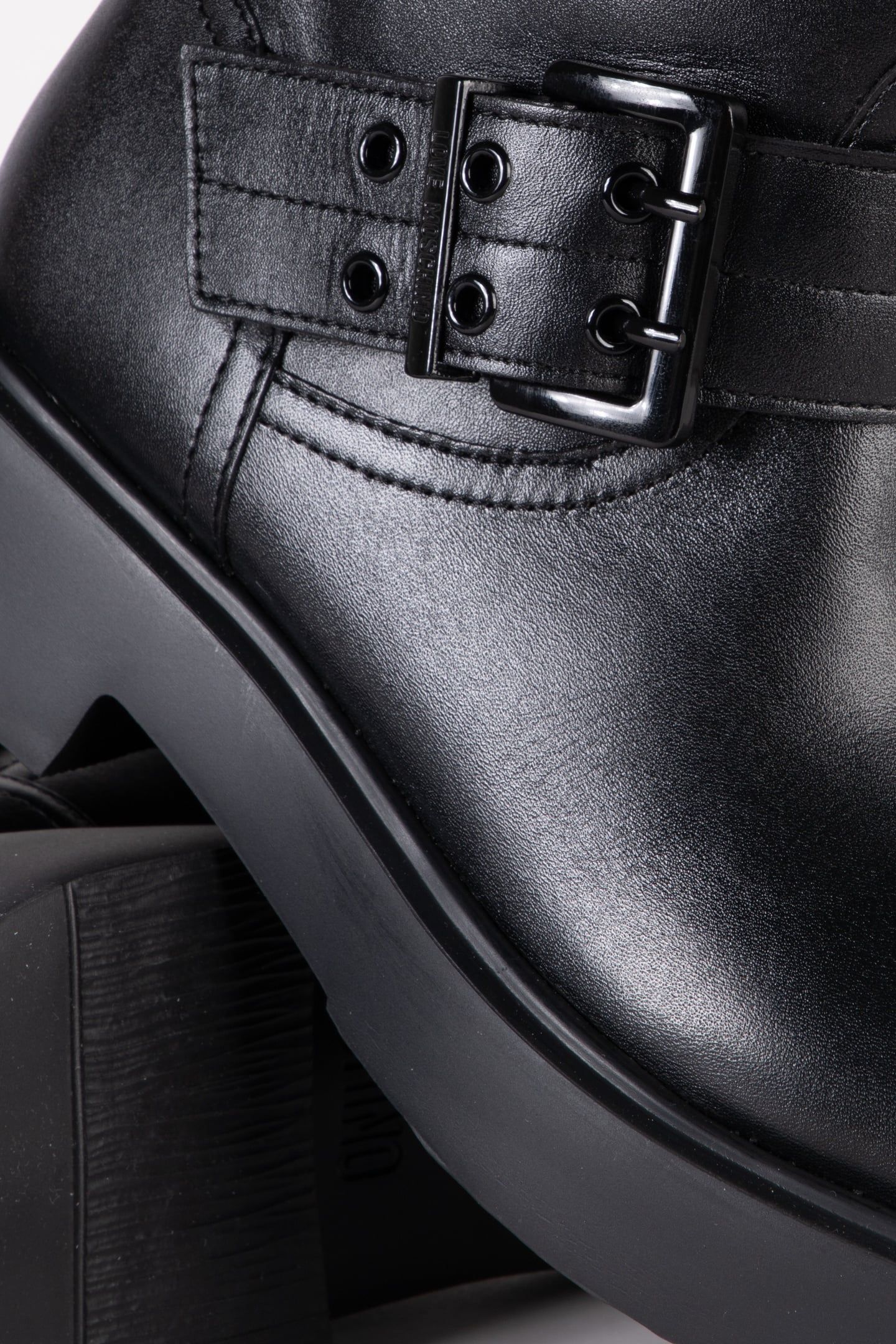 BOOTS BLACK 3